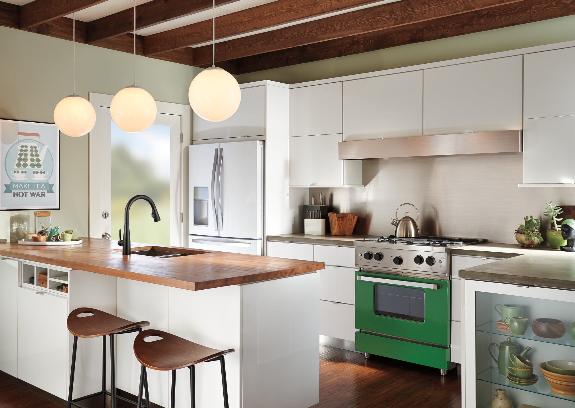 Delta 9113-BL-DST Essa Single Handle Pull-Down Kitchen Faucet in Matte Black - Image 4