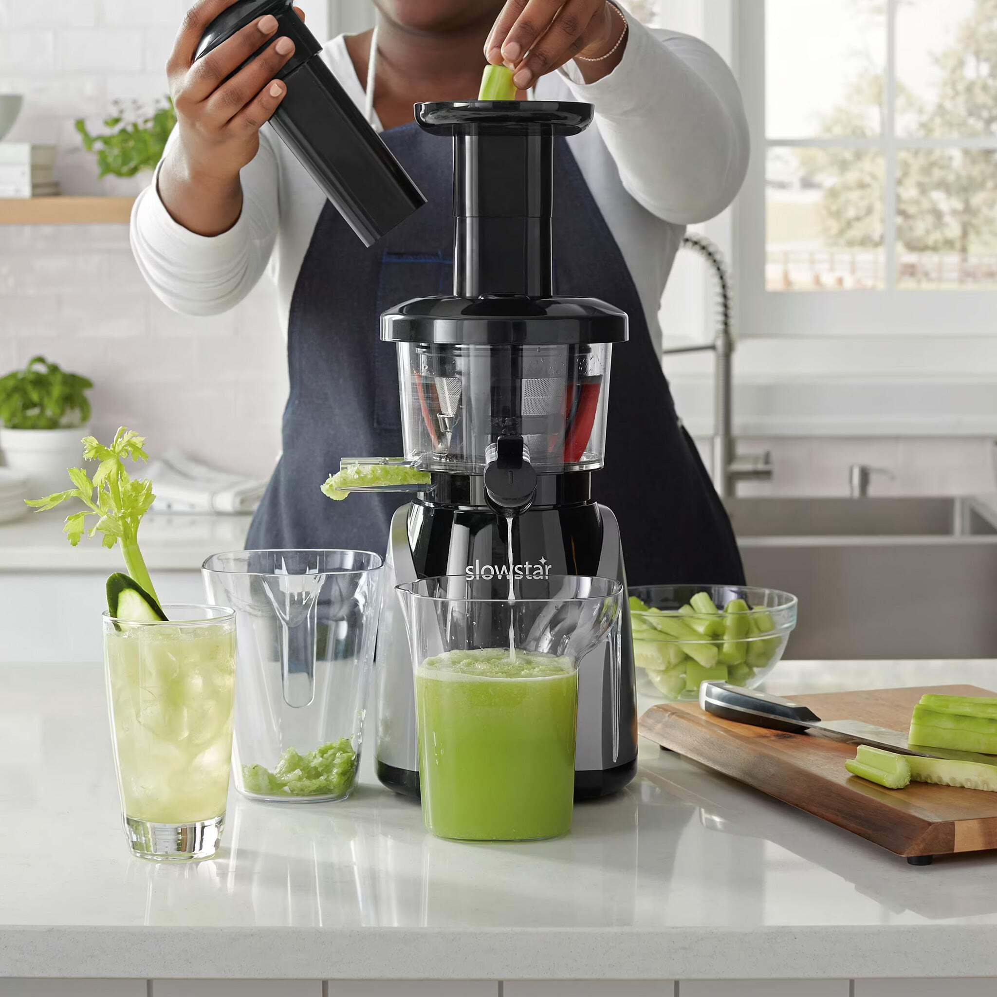 Slowstar� Vertical Slow Juicer & Mincer - Image 2