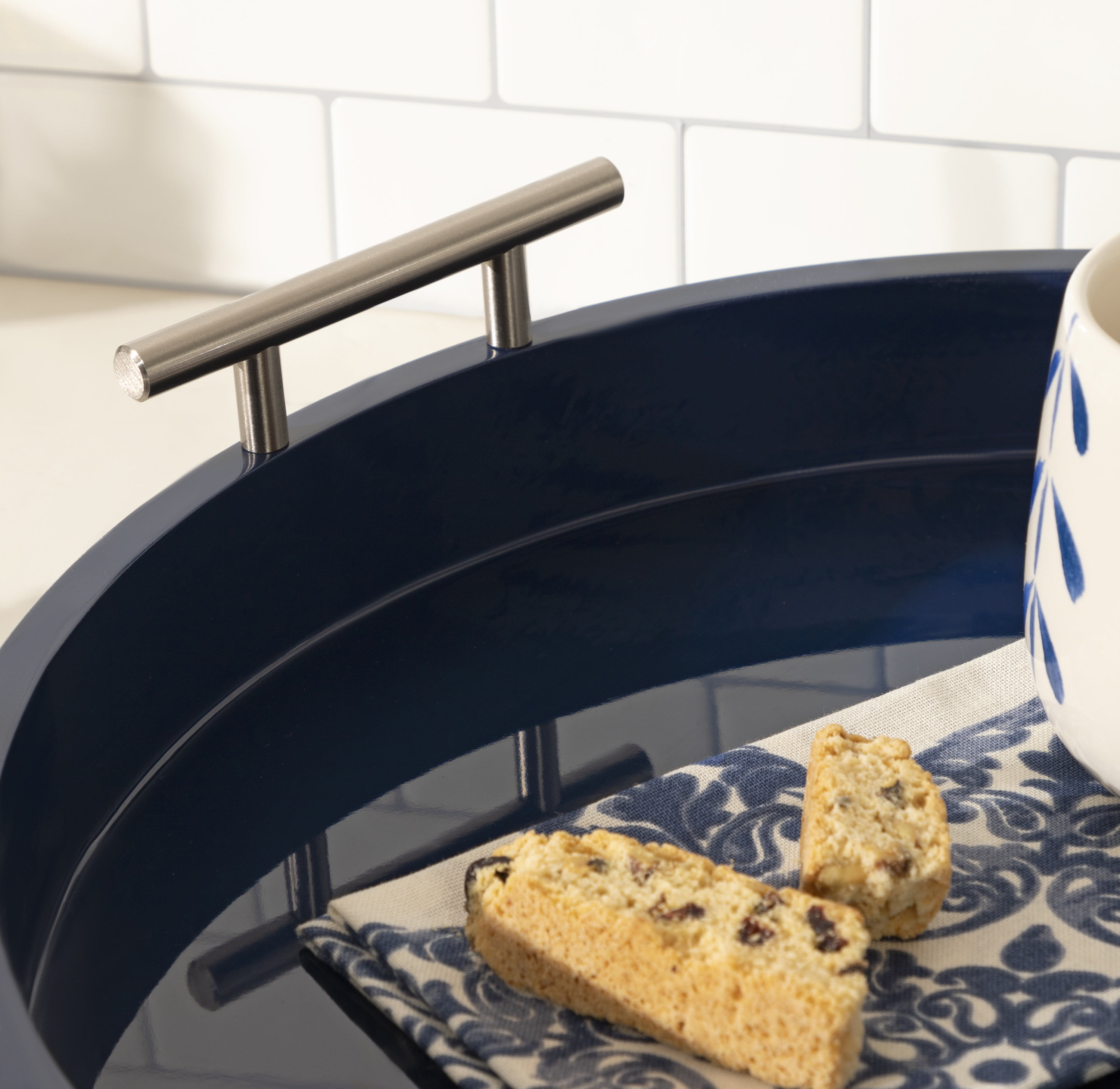 Kate And Laurel Lipton Modern Round Tray, 15.5 Diameter, Navy and Silver, Decorative Accent Tray for Storage and Display - Image 7