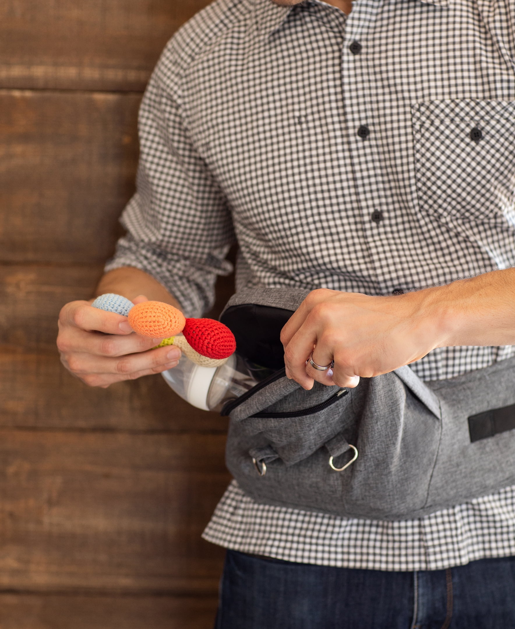 Moby Wrap 2-in-1 Baby Carrier + Hip Seat in Grey - Image 7