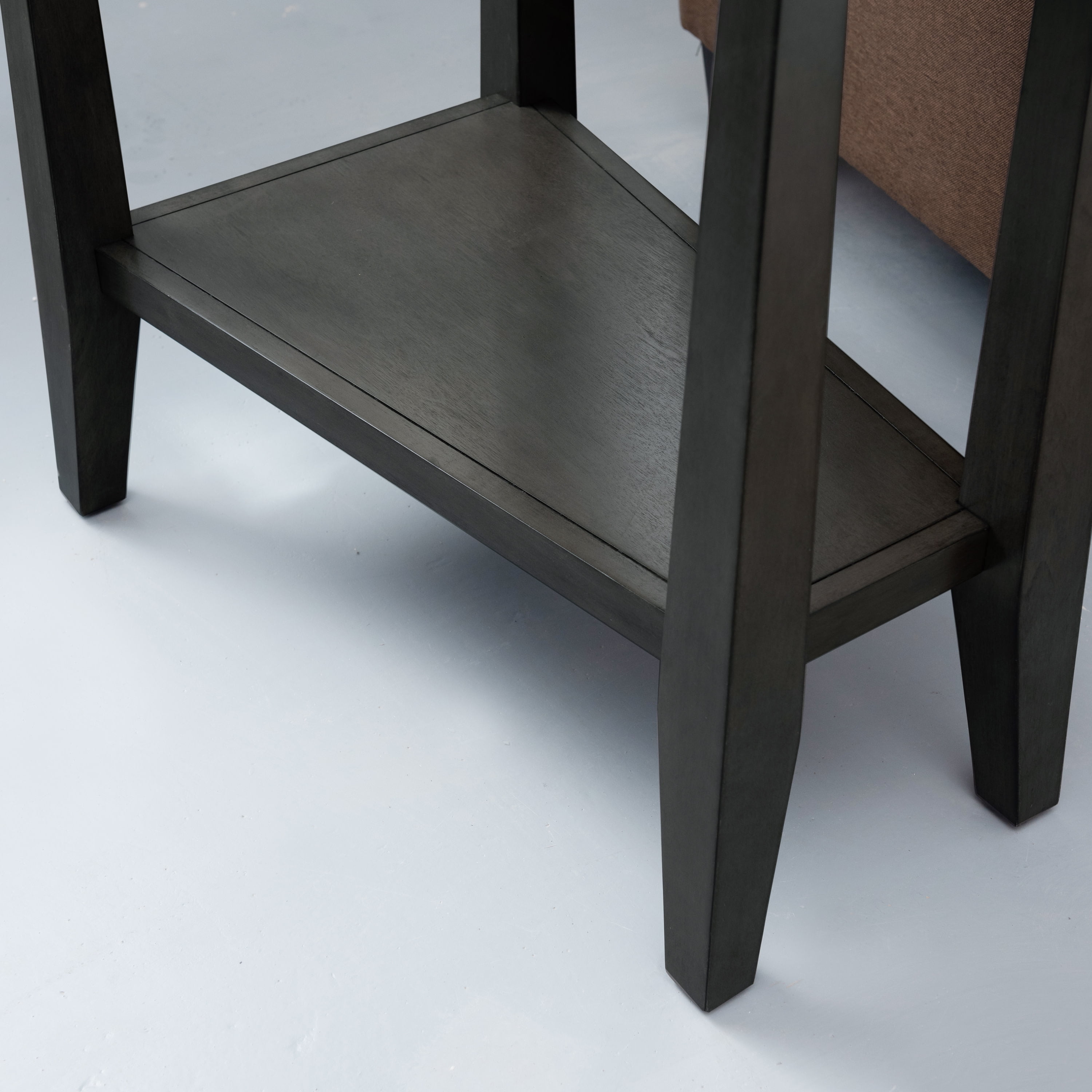 Leick Home 10402-GR Delton Recliner Wedge Side Table with Shelf, Smoke Gray - Image 11