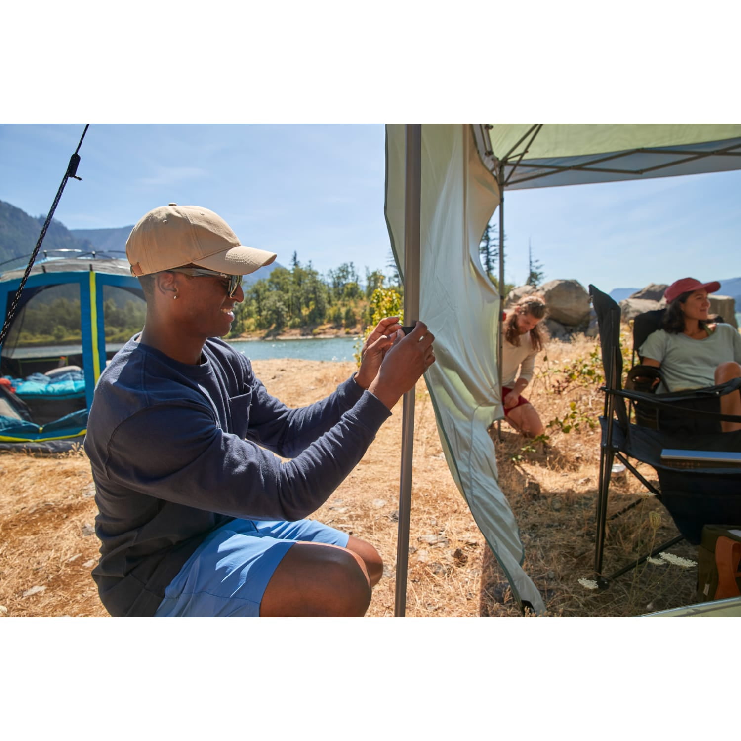 Coleman OASIS 10 x 10 Canopy Tent with Side Wall - Image 5
