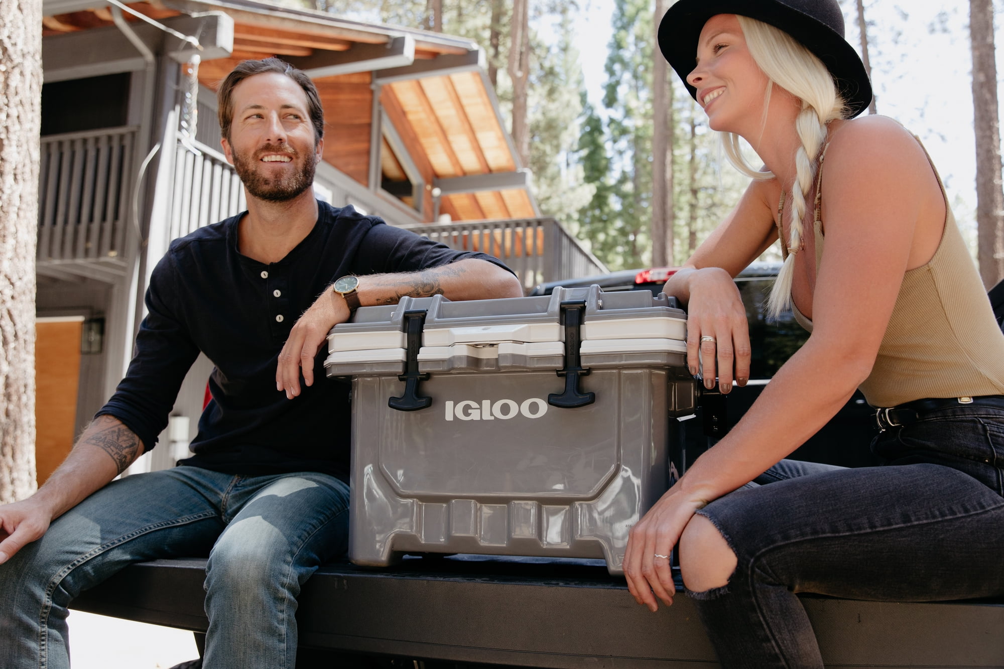 Igloo 24 Quart IMX Hard Sided Cooler, Gray - Image 4