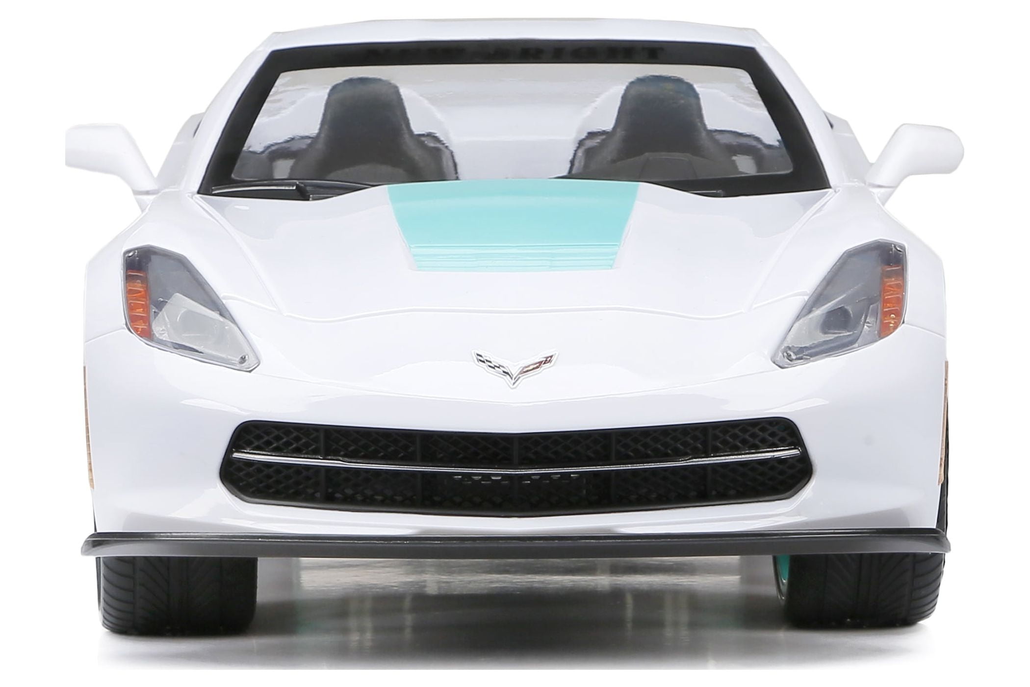 New Bright (1:8) Corvette Battery Radio Control Sports Car, 60816U-H, White - Image 4