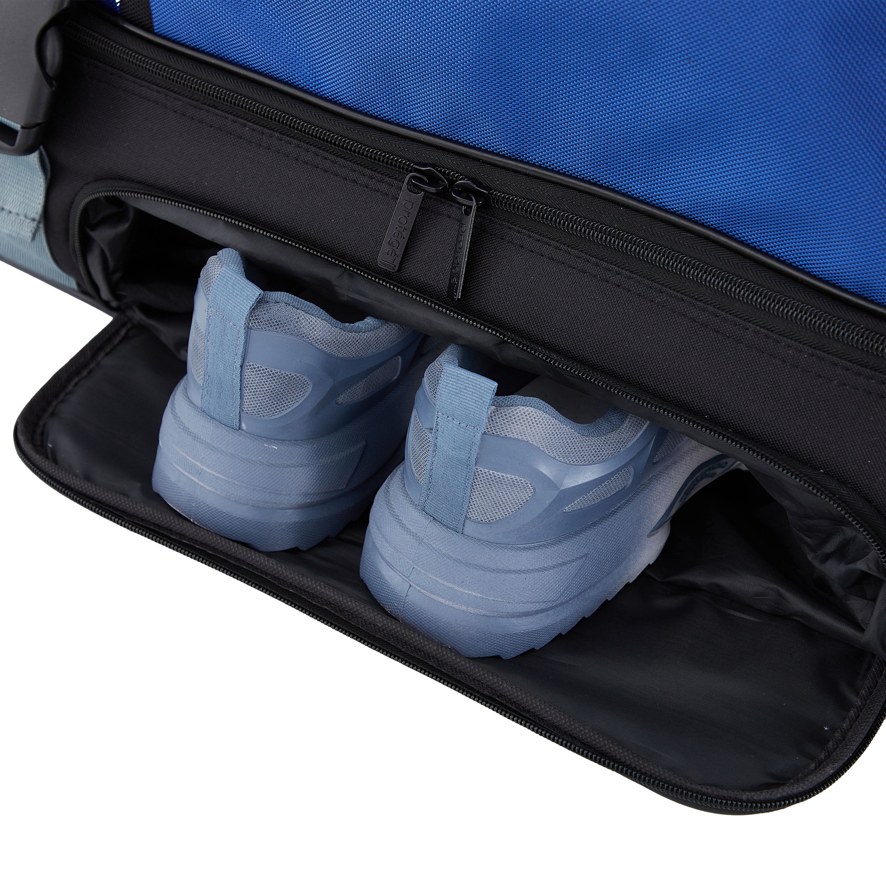 Protege 36-inch Jumbo Drop-Bottom Rolling Travel Duffel Bag with Telescopic Handle - Image 9
