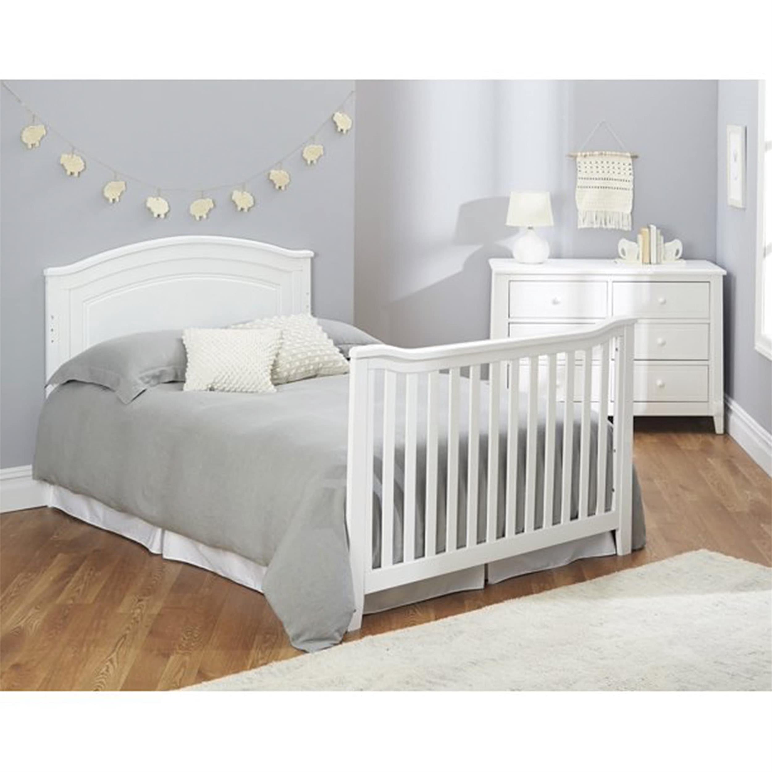 Sorelle Berkley Round Top 4 in 1 Crib - Gray - Image 4