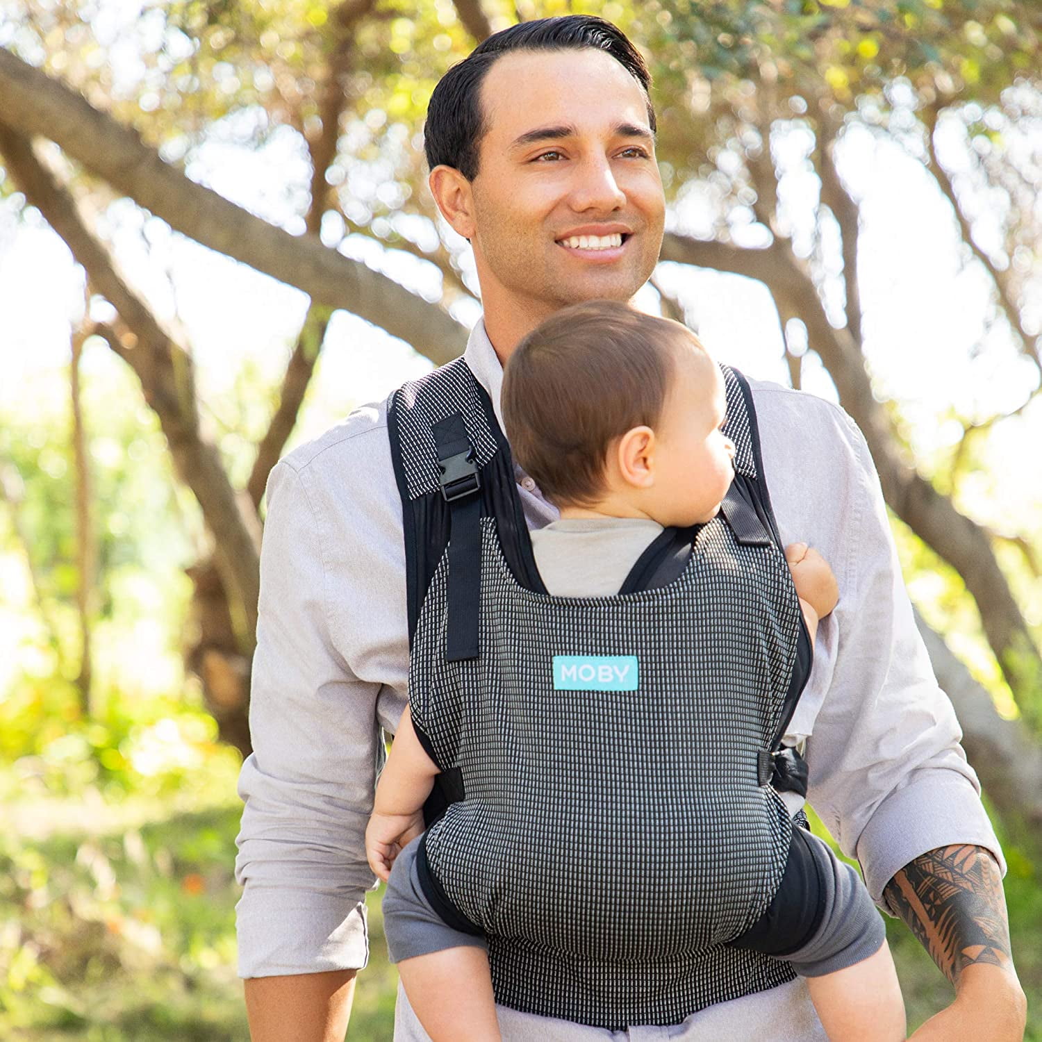 MOBY Cloud Ultra-light Hybrid Baby Carrier for Newborn to Toddler, 33 lbs, Gray - Image 9