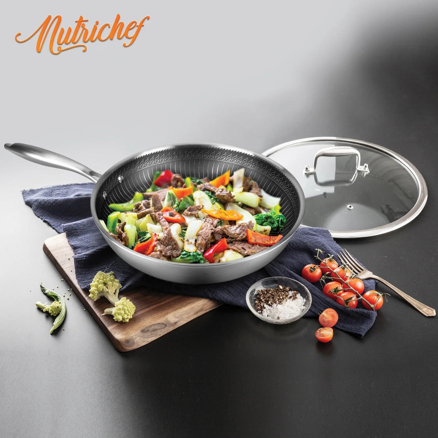 NutriChef NC3PL12 Nonstick Tri-Ply Stainless Steel Stir Fry Pan with Glass Lid, 12 inch - Image 4