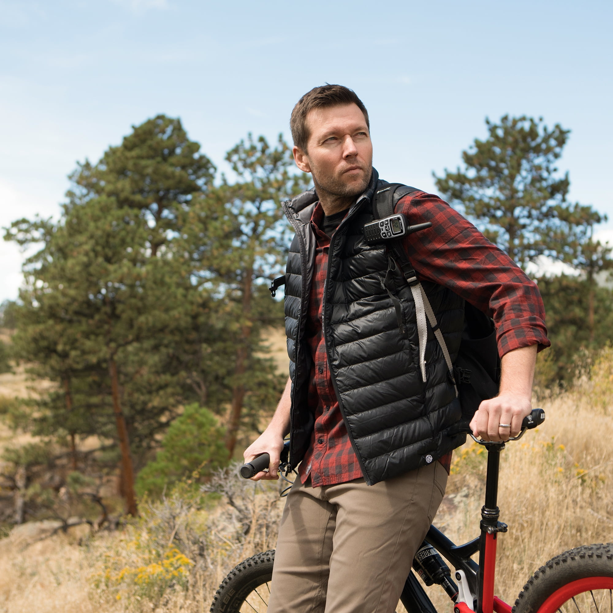 Midland T51VP4 Two-Way Radios 2-Pk 28-mile 22-Channel, Black - Image 3