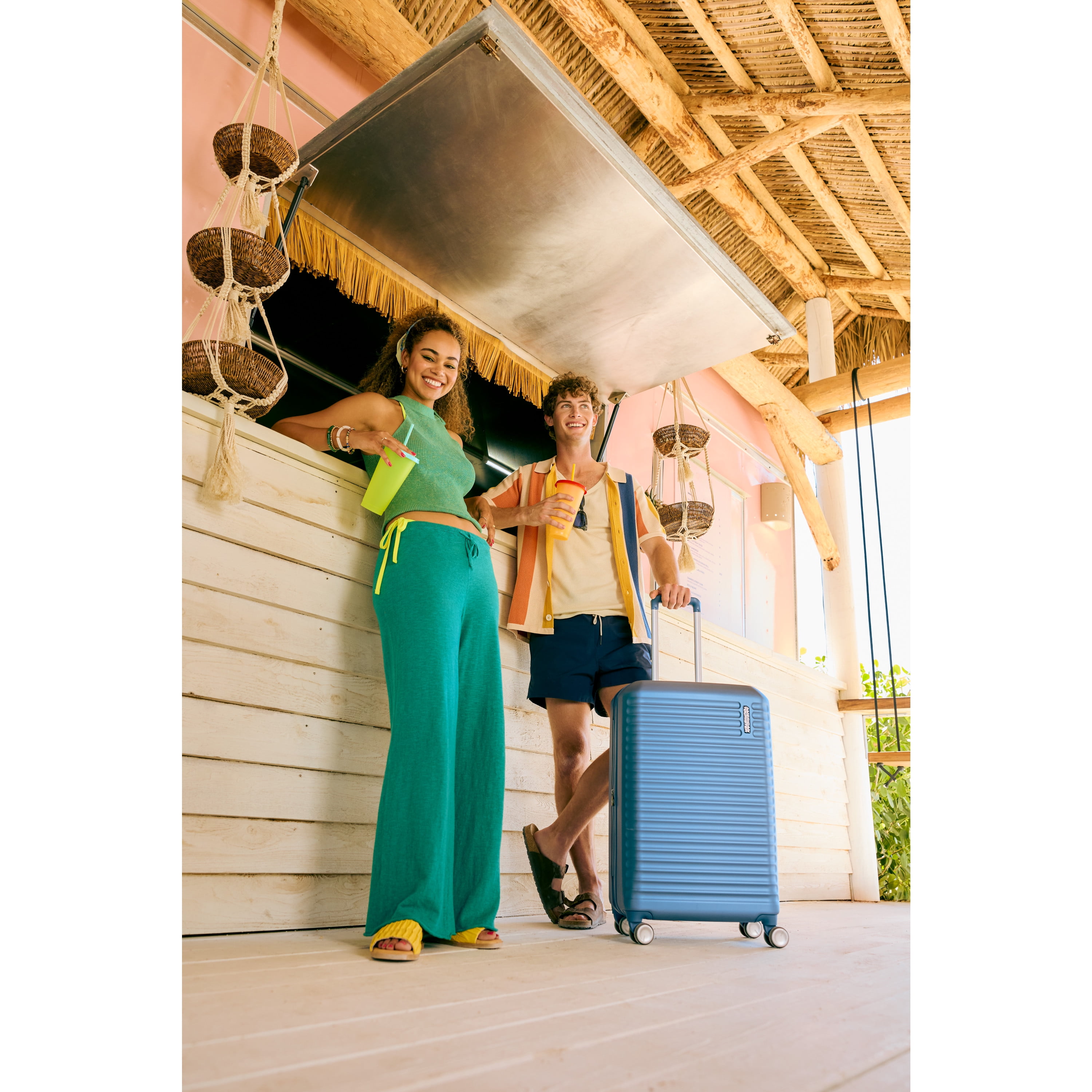 American Tourister Stratum 3.0 Medium Hardside Suitcase with Spinner Wheels - Elemental Blue - Image 10