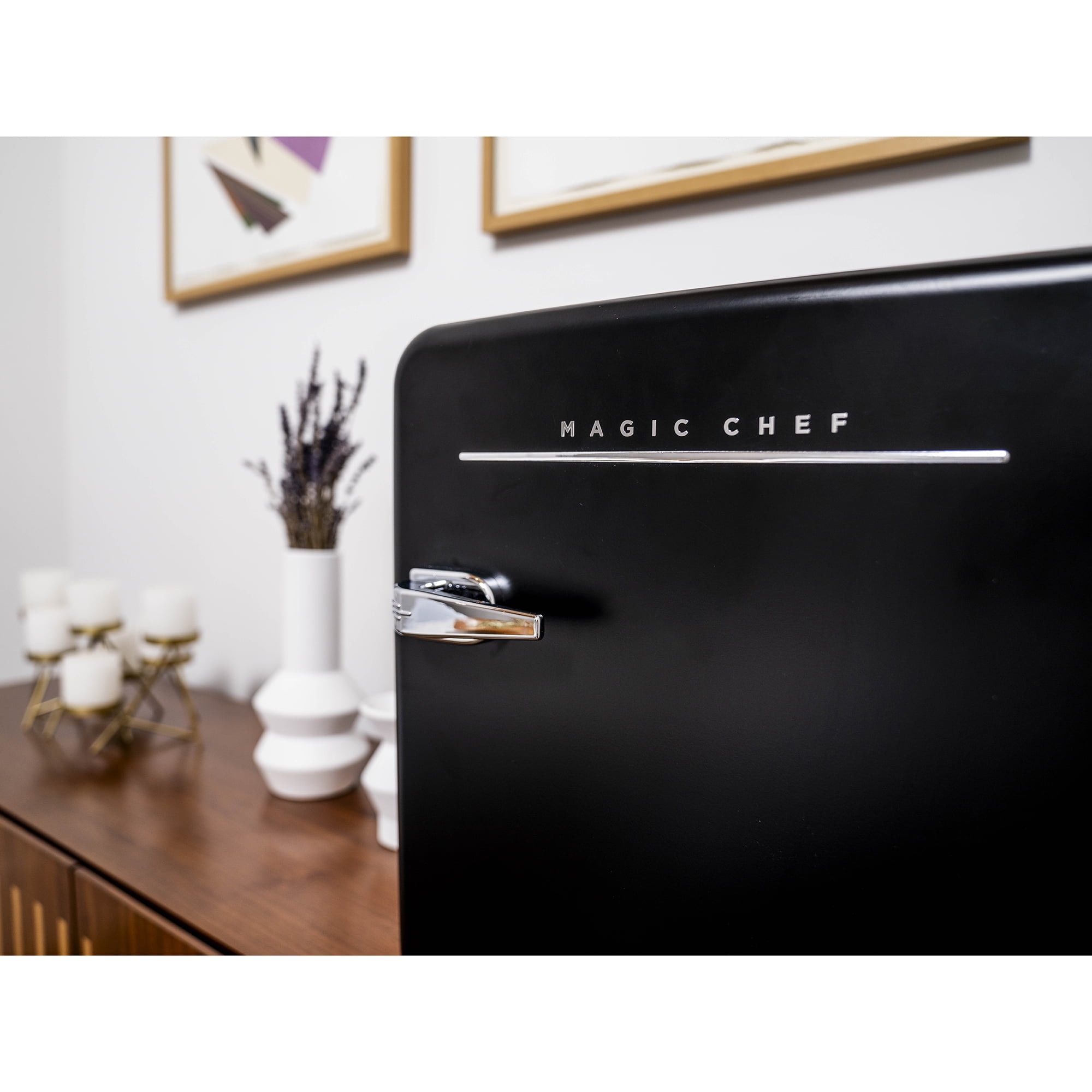 Magic Chef 1.6 Cu. Ft. Retro Mini Fridge with LED Light, Black, 34 lbs - Image 6