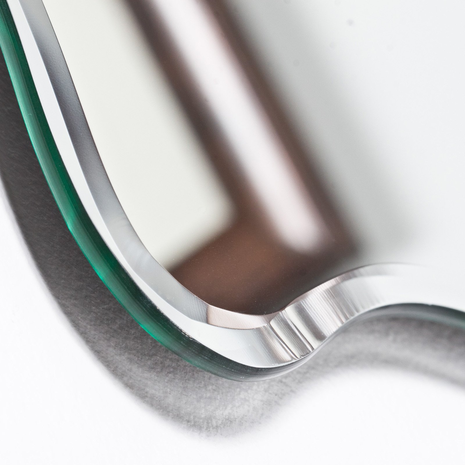 Décor Wonderland Angelina Modern Bathroom Mirror - 23.6W x 31.5H in. - Image 2