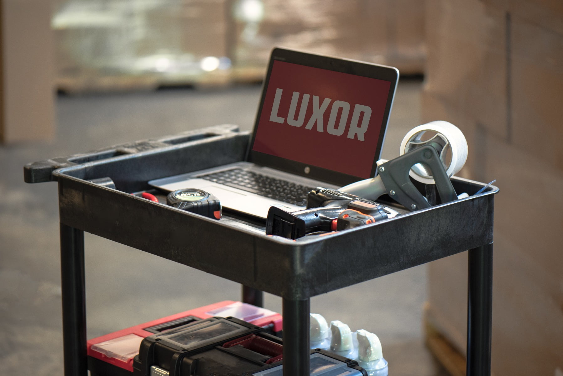 Luxor 18" x 24" Three Shelf Tub Utility Cart - Black - Image 8