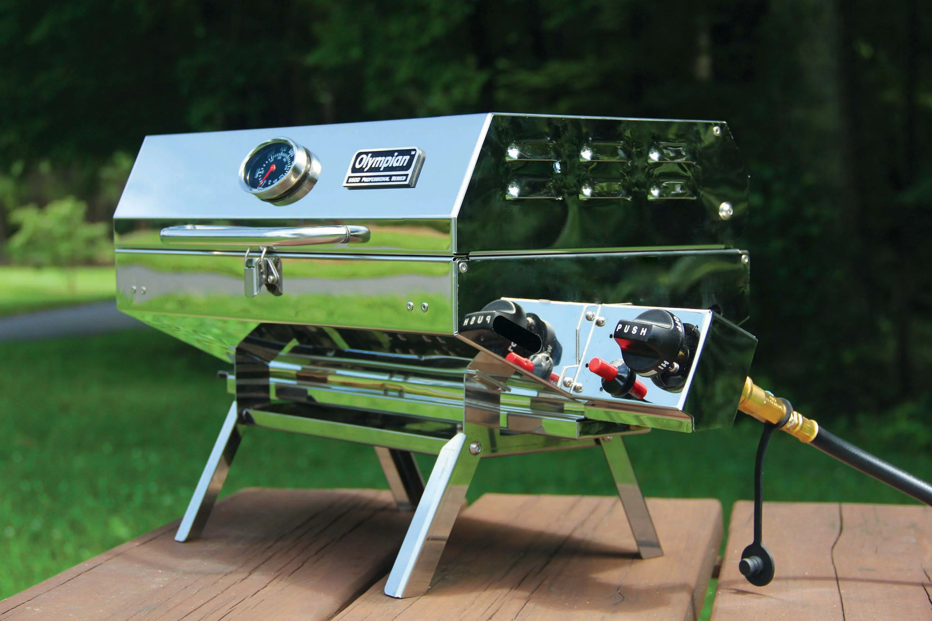 Camco 57305 Olympian 5500 Stainless Steel Portable/RV Grill - Image 4