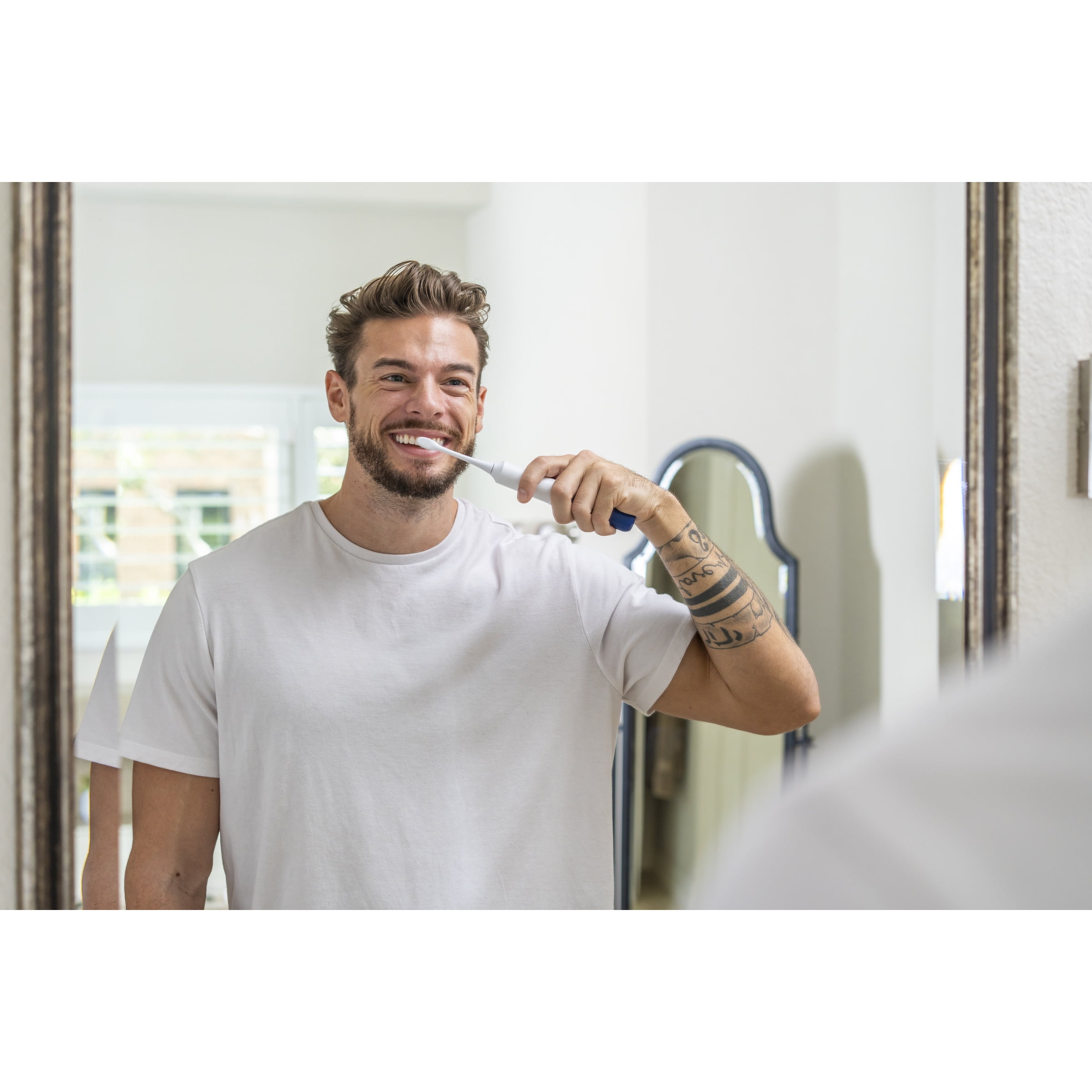 Tranqwil Slimsonic Rechargeable Electric Toothbrush - 60 Day Charge, 5 Modes, 2 Min Built-in Smart Timer (Silver Metal) - Image 3