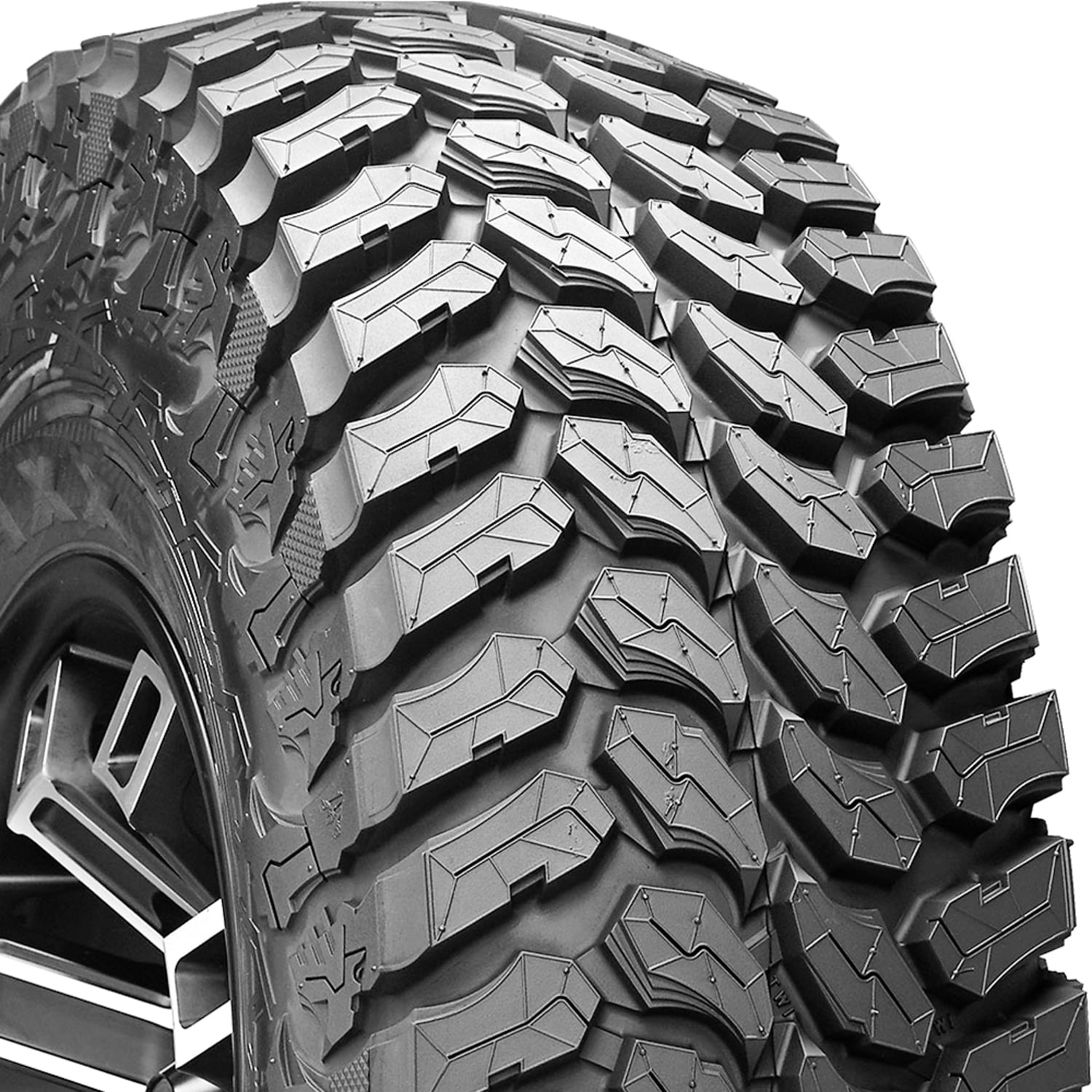 Maxxis ML3 Liberty 32/10.00R15 D Tire - Image 3