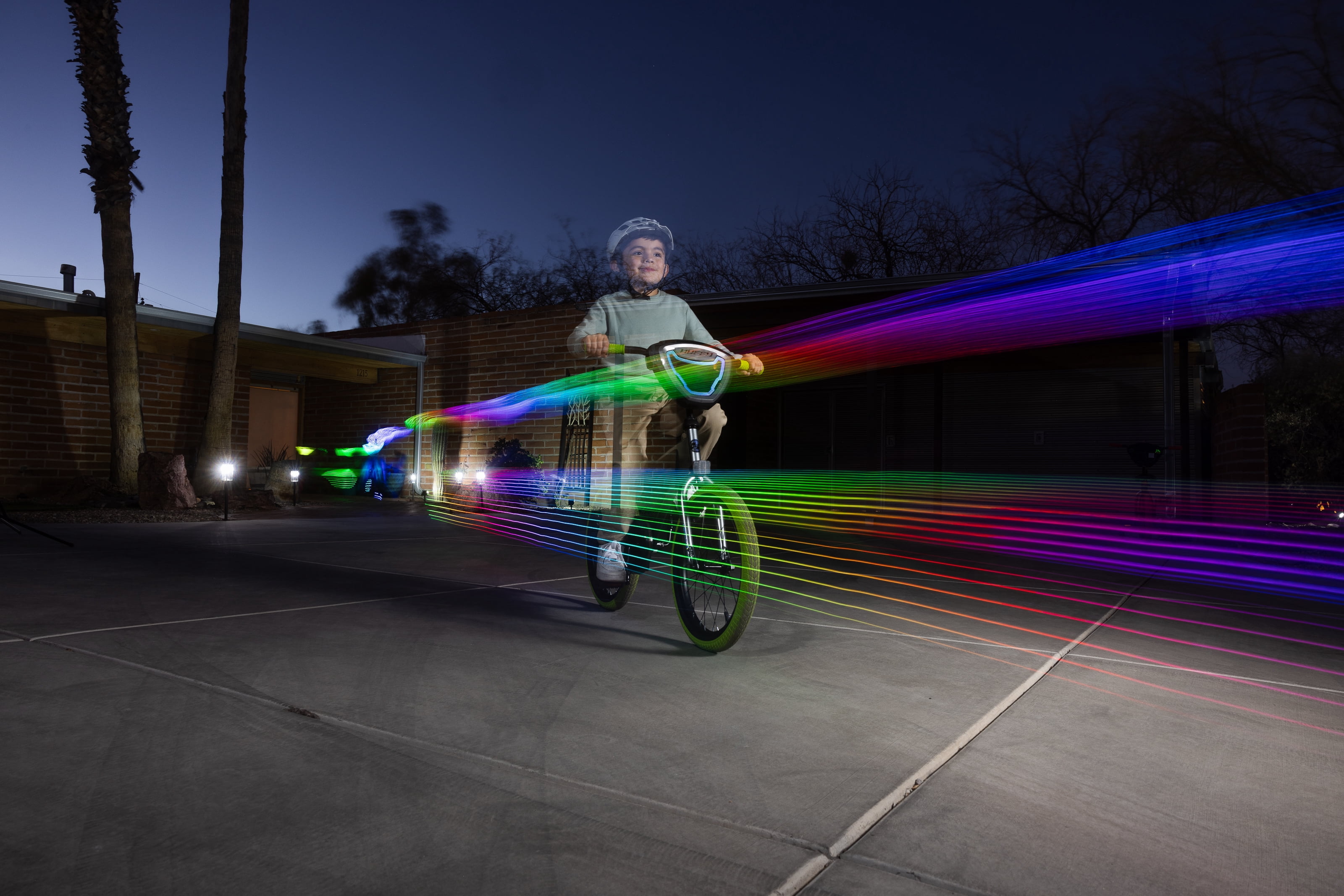 Huffy 18" Electro-Light Kids' Bike, Fits Riders 3'6" - 4'1", Grey/Green, Kids, Unisex - Image 11