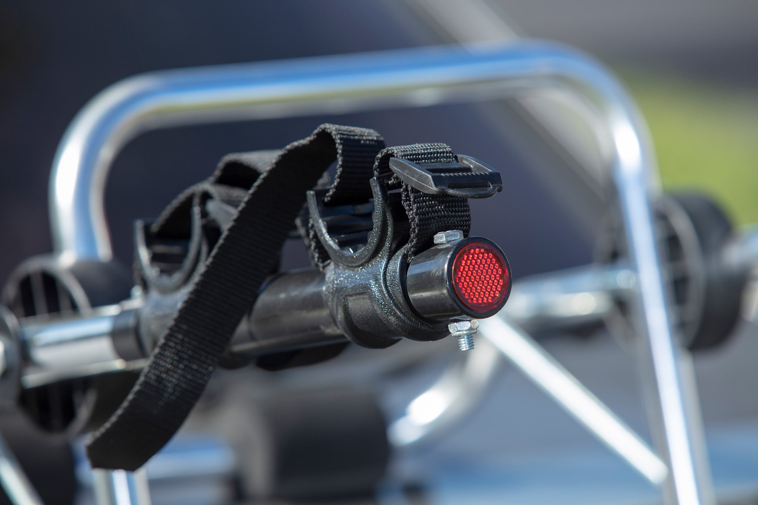 Hyper Tough Lightweight 70lbs, Trunk-Mounted Aluminum 2-Bike Carrier for Cars/SUV/Trunk 10104052 - Image 2