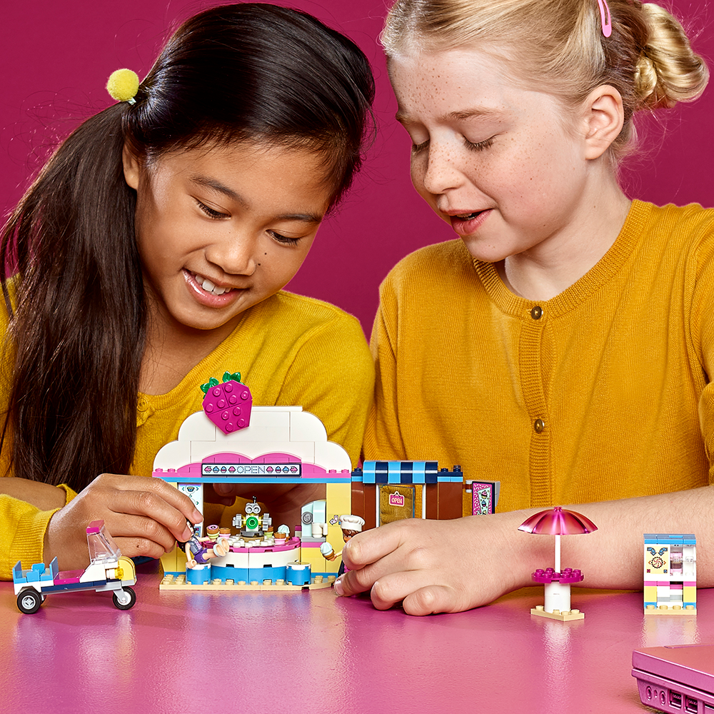 LEGO Friends Olivia's Cupcake Café 41366 - Image 4
