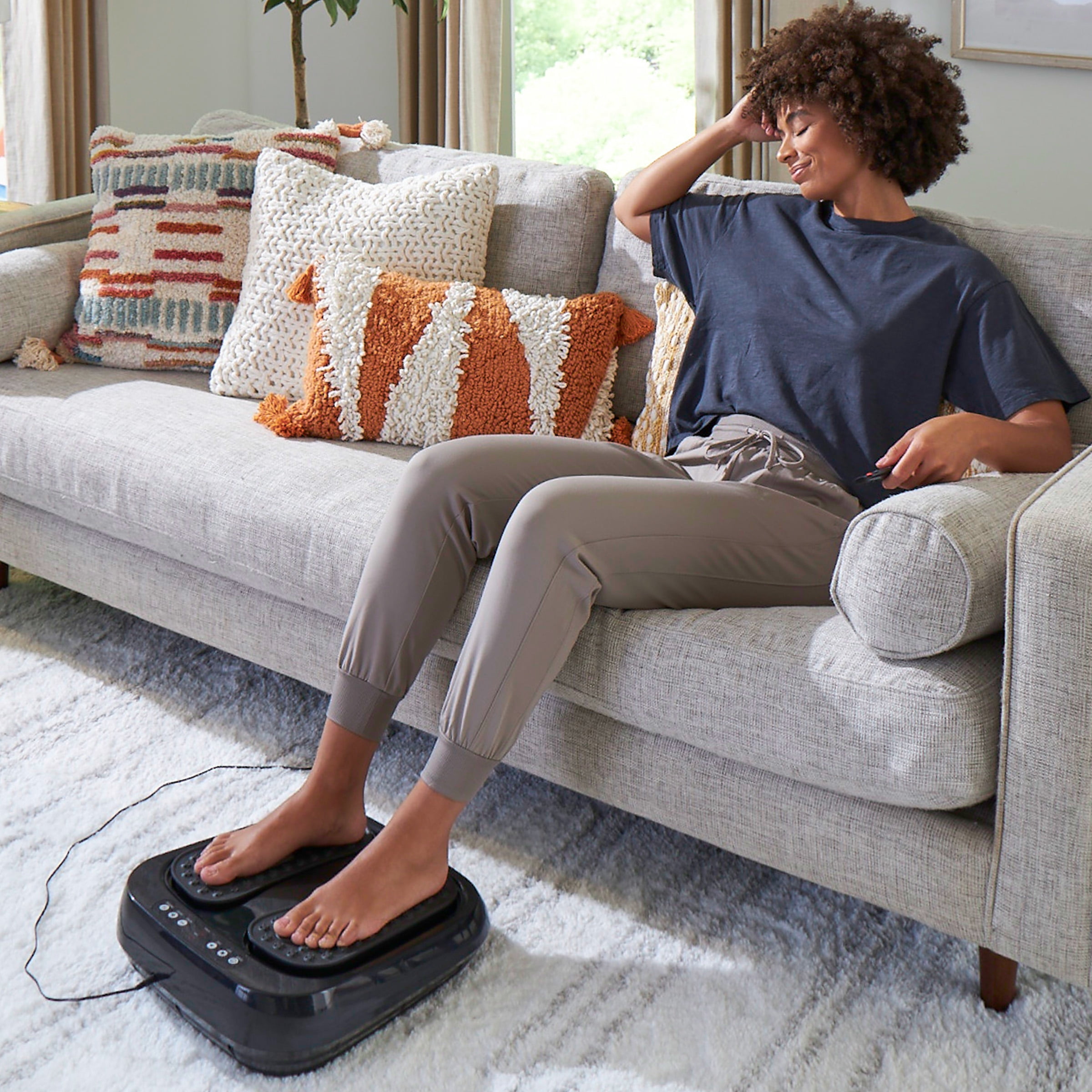 Foot Massager ? Vibrating Platform with Rotating Acupressure for Feet and Legs with Remote Control Included by Bluestone (Black) - Image 5