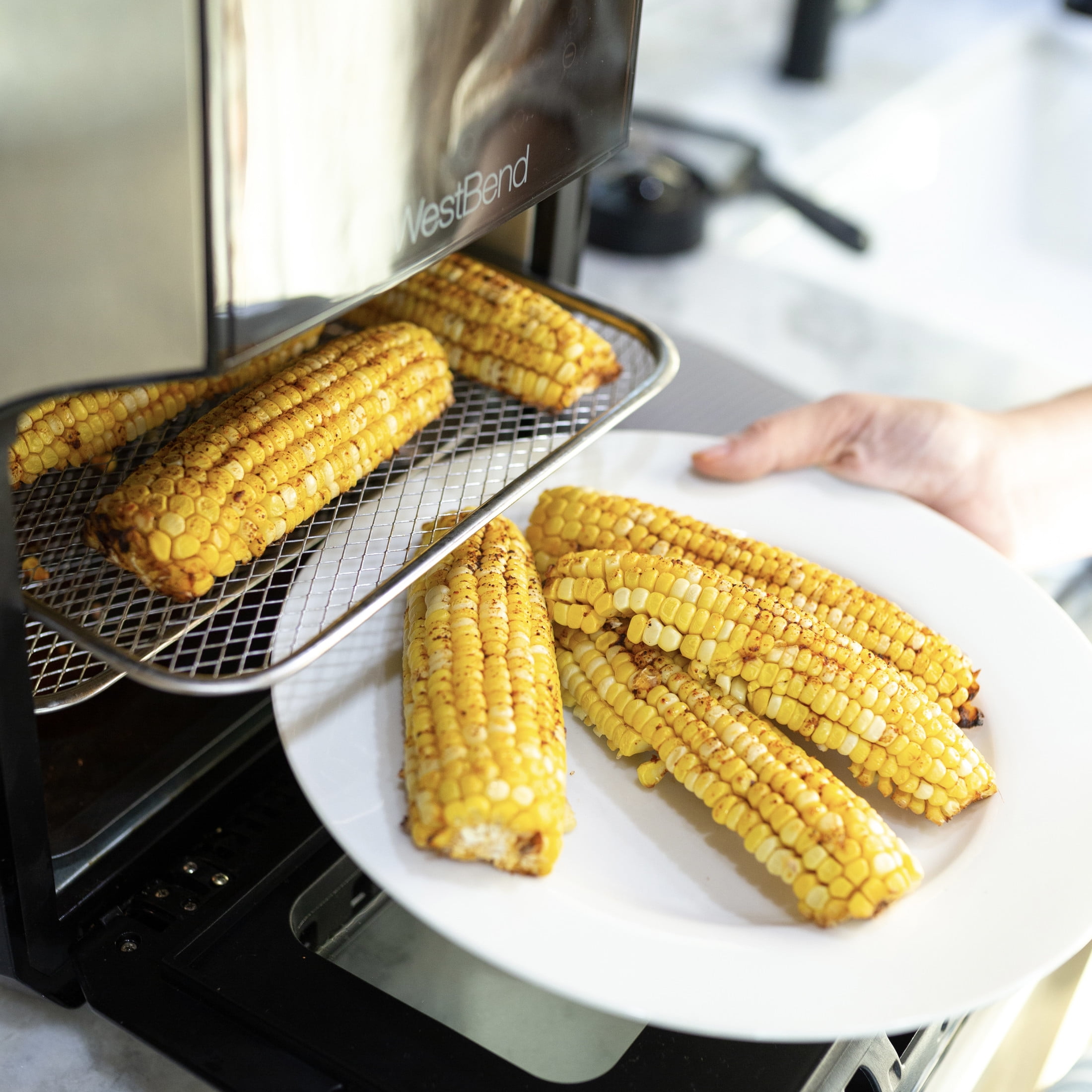 West Bend XL Digital Air Fryer Oven with 10 Presets and 6 Functions, 12.6 Qt Capacity, in Black (AFWB12BK13) - Image 15