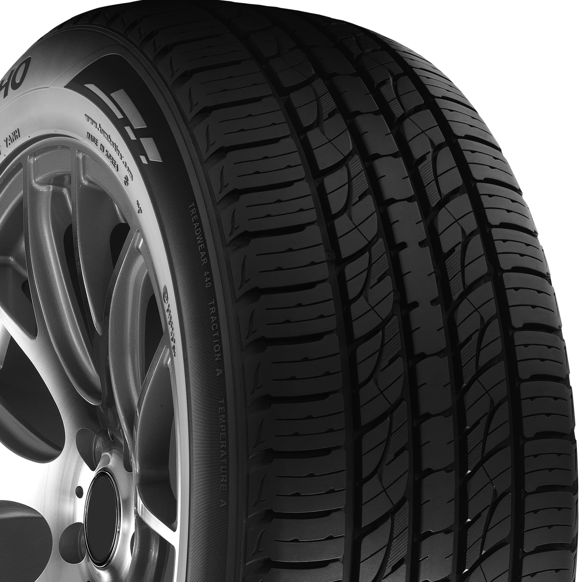Kumho Crugen Premium KL33 All Season 235/65R18 110V XL SUV/Crossover Tire - Image 2