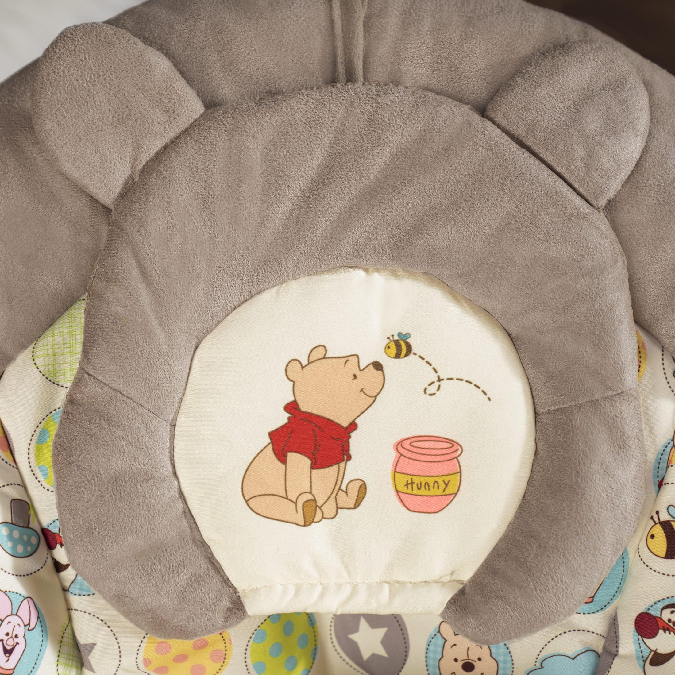 Bright Starts Disney Baby Winnie the Pooh Dots & Hunny Pots Vibrating Baby Bouncer - Image 2