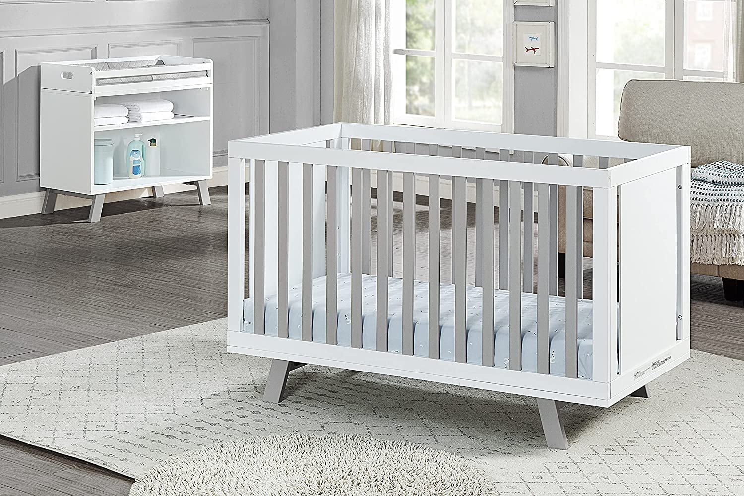 Suite Bebe Livia Crib, White & Gray - Image 3