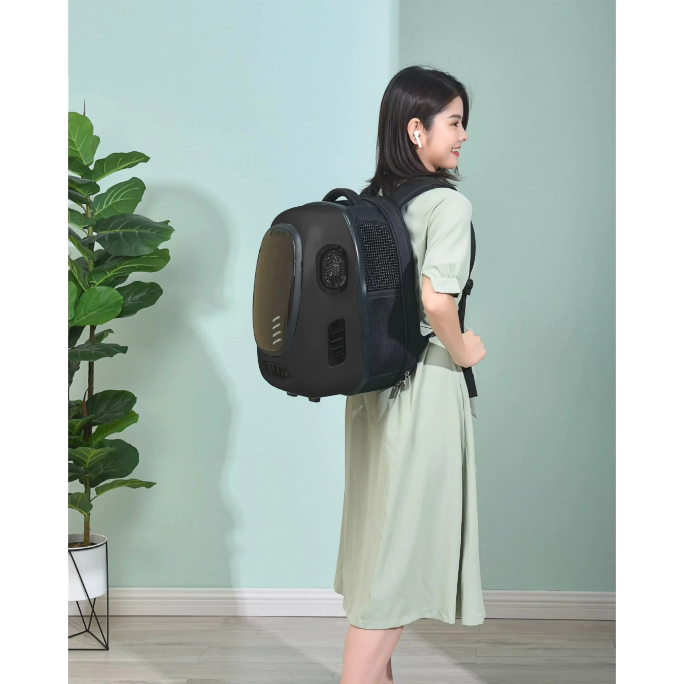 INSTACHEW Trekpod Smart Pet Carrier with Breathable Fan for Cats and Small Dogs for Walk Outdoors for Hike Up to 17lbs, Comfortable Ventilated Hard-Sided Cat Carrier Travel Backpack, App-Enabled,Black - Image 8