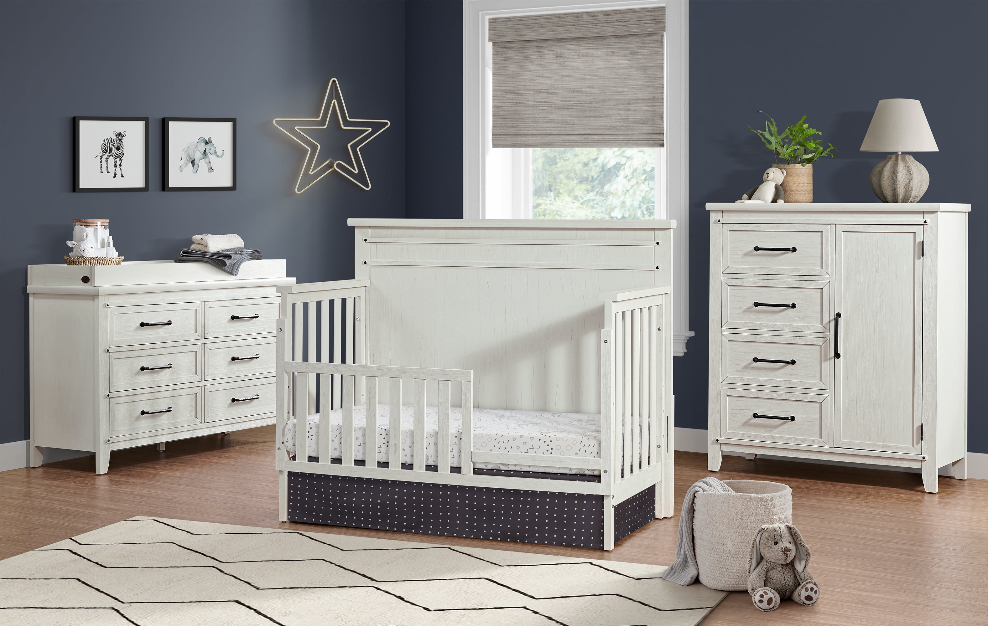 Soho Baby Morrison 4-in-1 Convertible Crib - Image 9