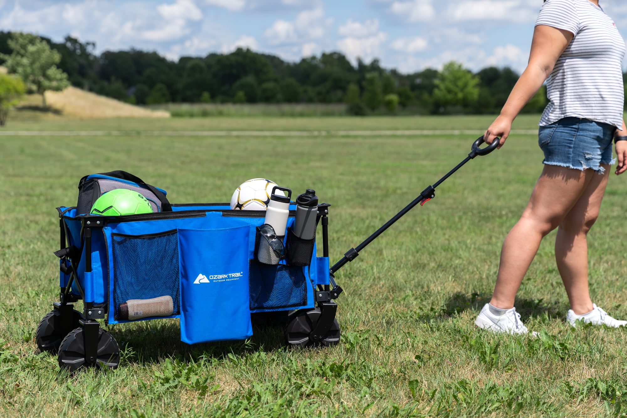 Ozark Trail Camping All-Terrain Folding Wagon with Oversized Wheels, Blue - Image 7
