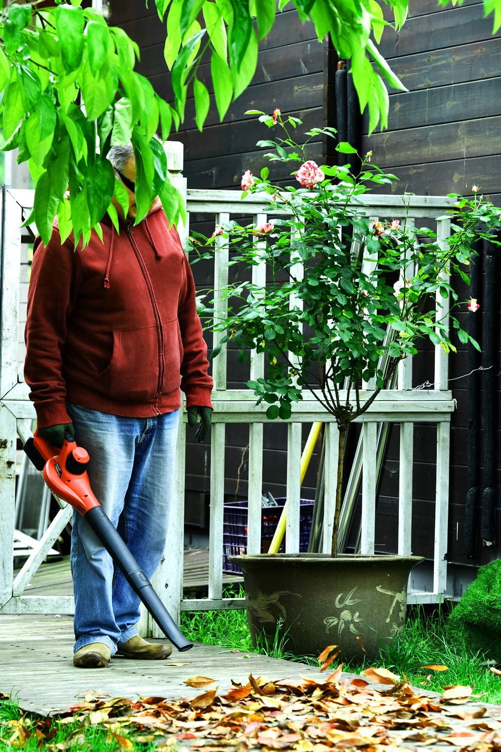 PowerSmart PS76101A-2B 20V Lithium-Ion Cordless Blower, Two 1.5 Ah Batteries and Charger Included - Image 2