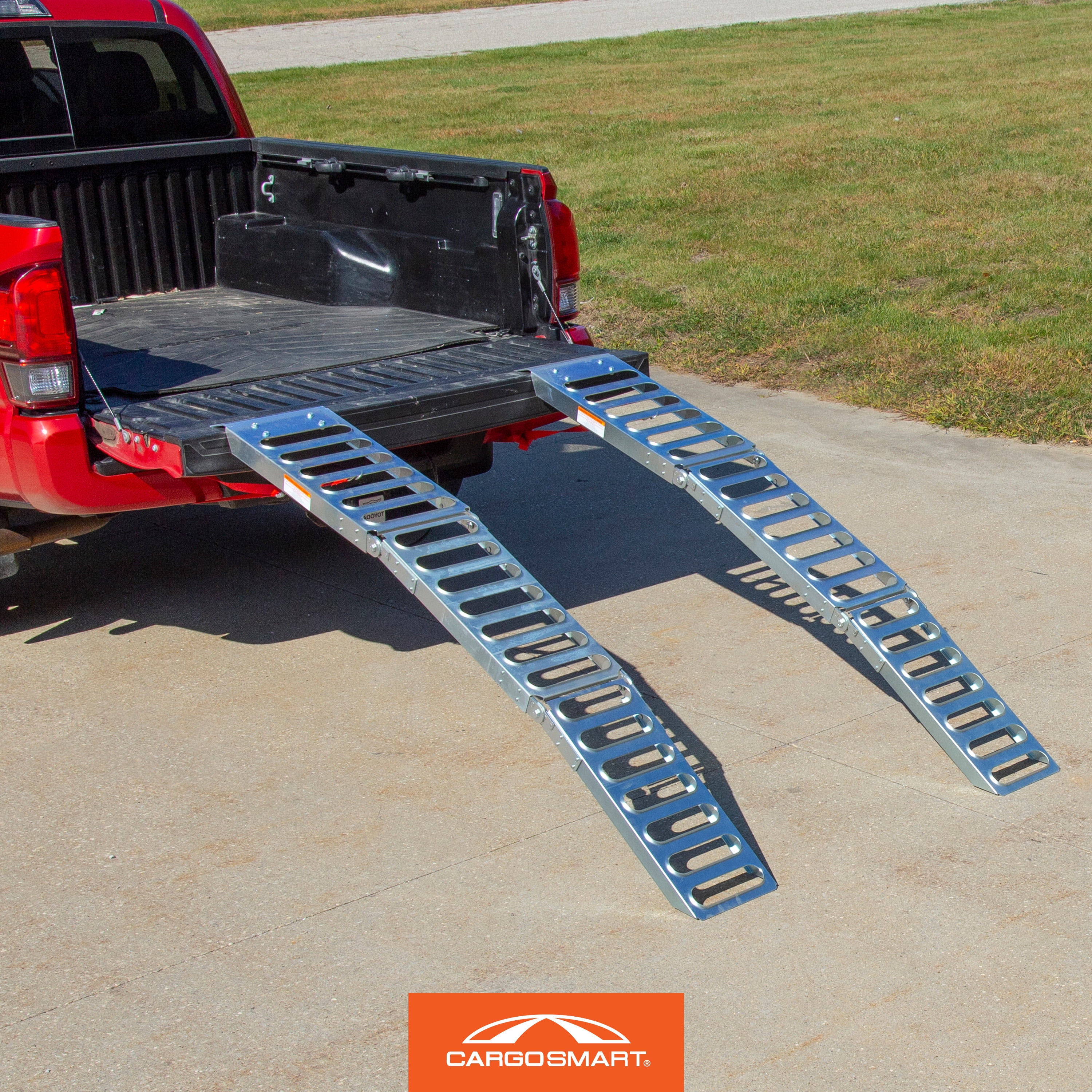 CargoSmart Steel Tri-Fold Loading Ramp 9in x 72in 500 lb Capacity - Image 14