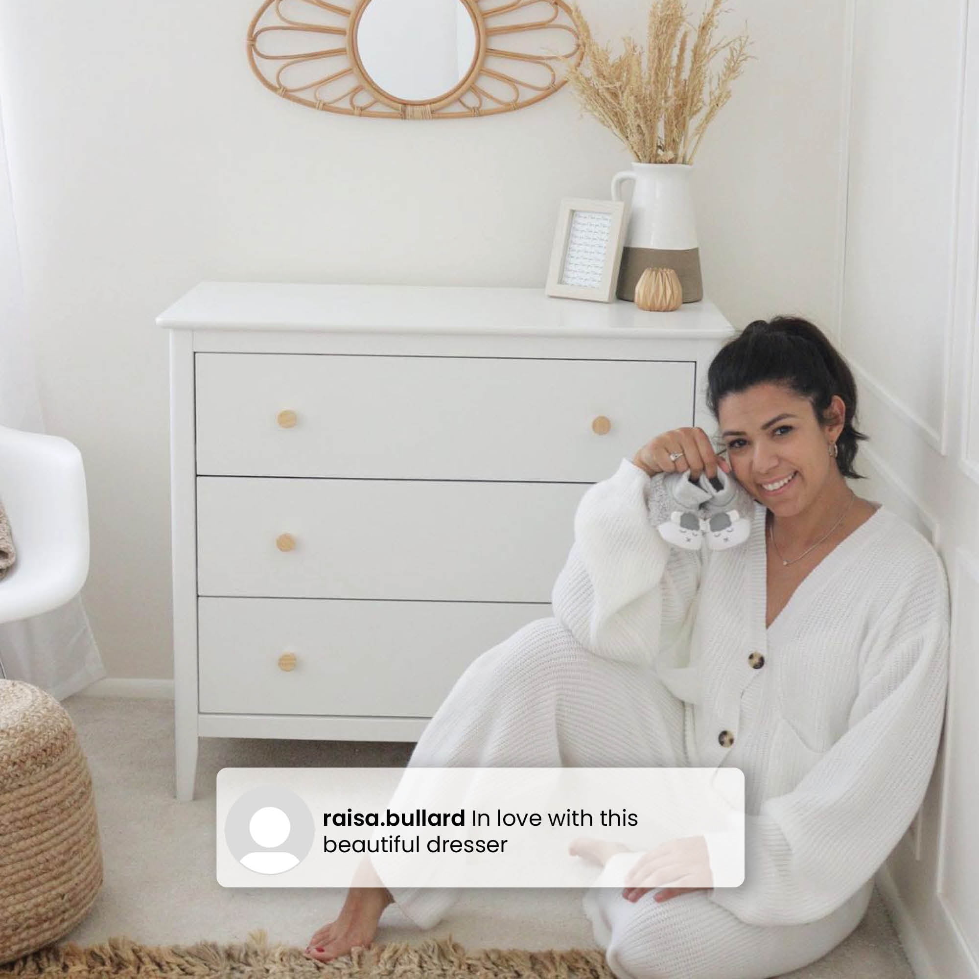 Delta Children Casey 3 Drawer Dresser, Walnut Espresso - Image 9