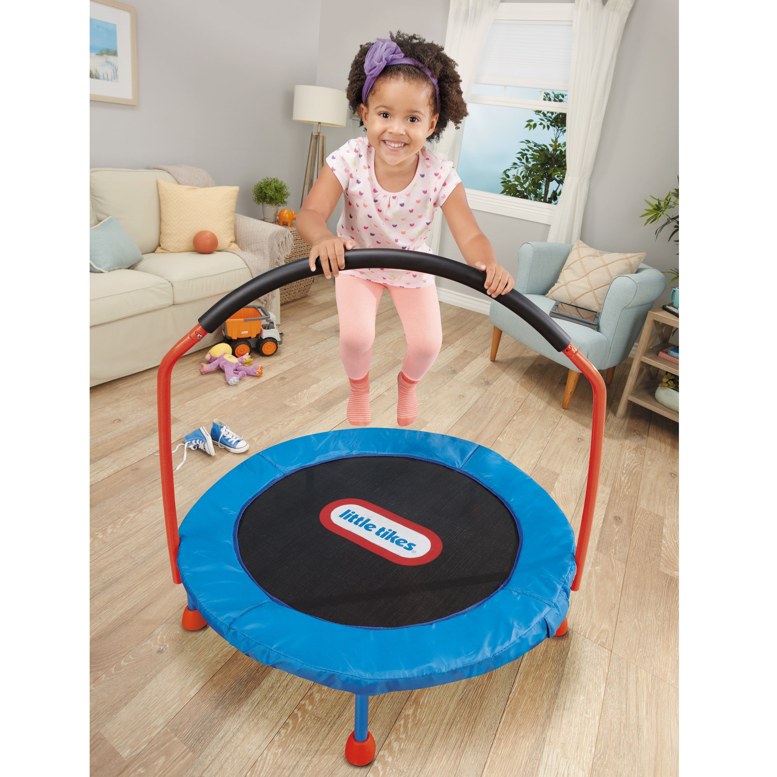 Little Tikes Easy Store 3-Foot Trampoline, with Hand Rail, Blue - Image 2