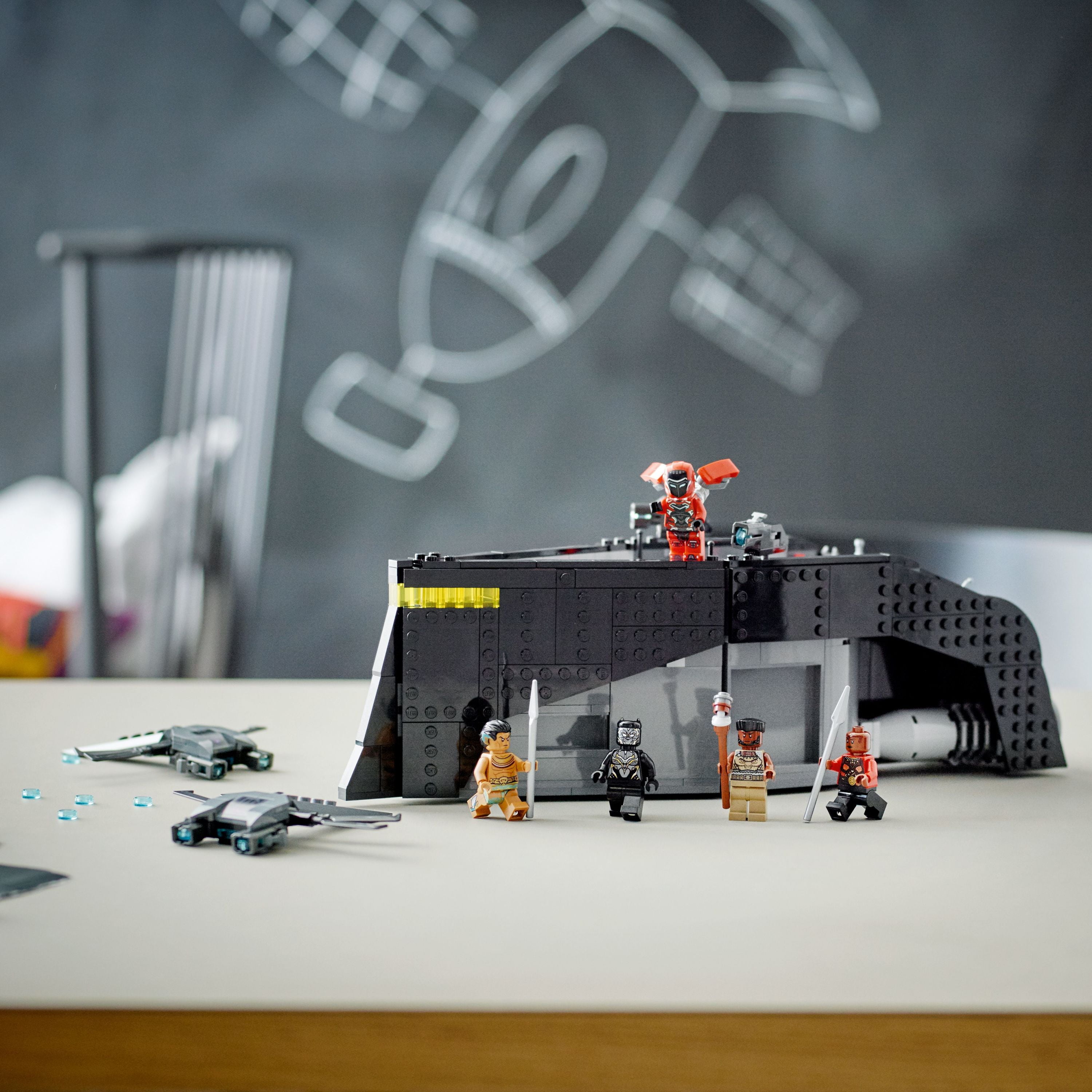 LEGO Marvel Black Panther: War on the Water, 76214 Wakanda Forever Buildable Boat Toy for Kids with 2 Drones, Avengers, Super Hero Underwater Adventures - Image 6