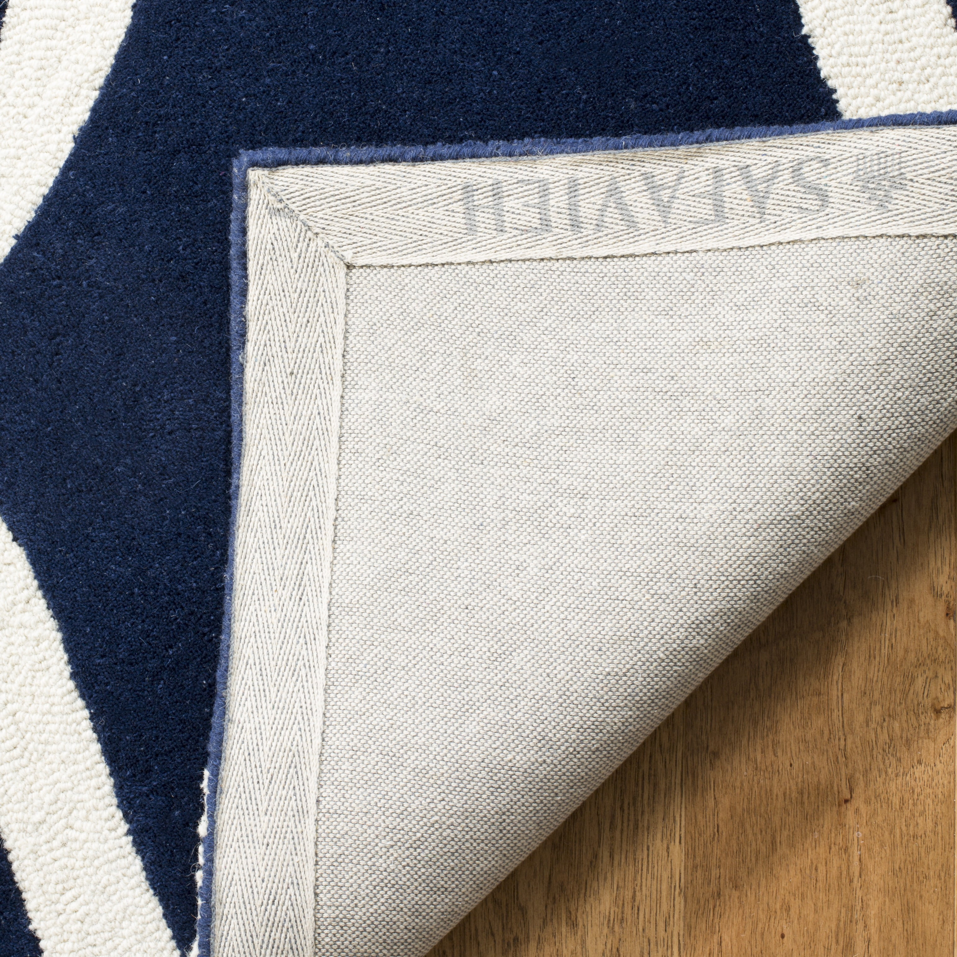 SAFAVIEH Cambridge Jared Geometric Wool Area Rug, Dark Blue/Ivory, 8' x 10' - Image 6