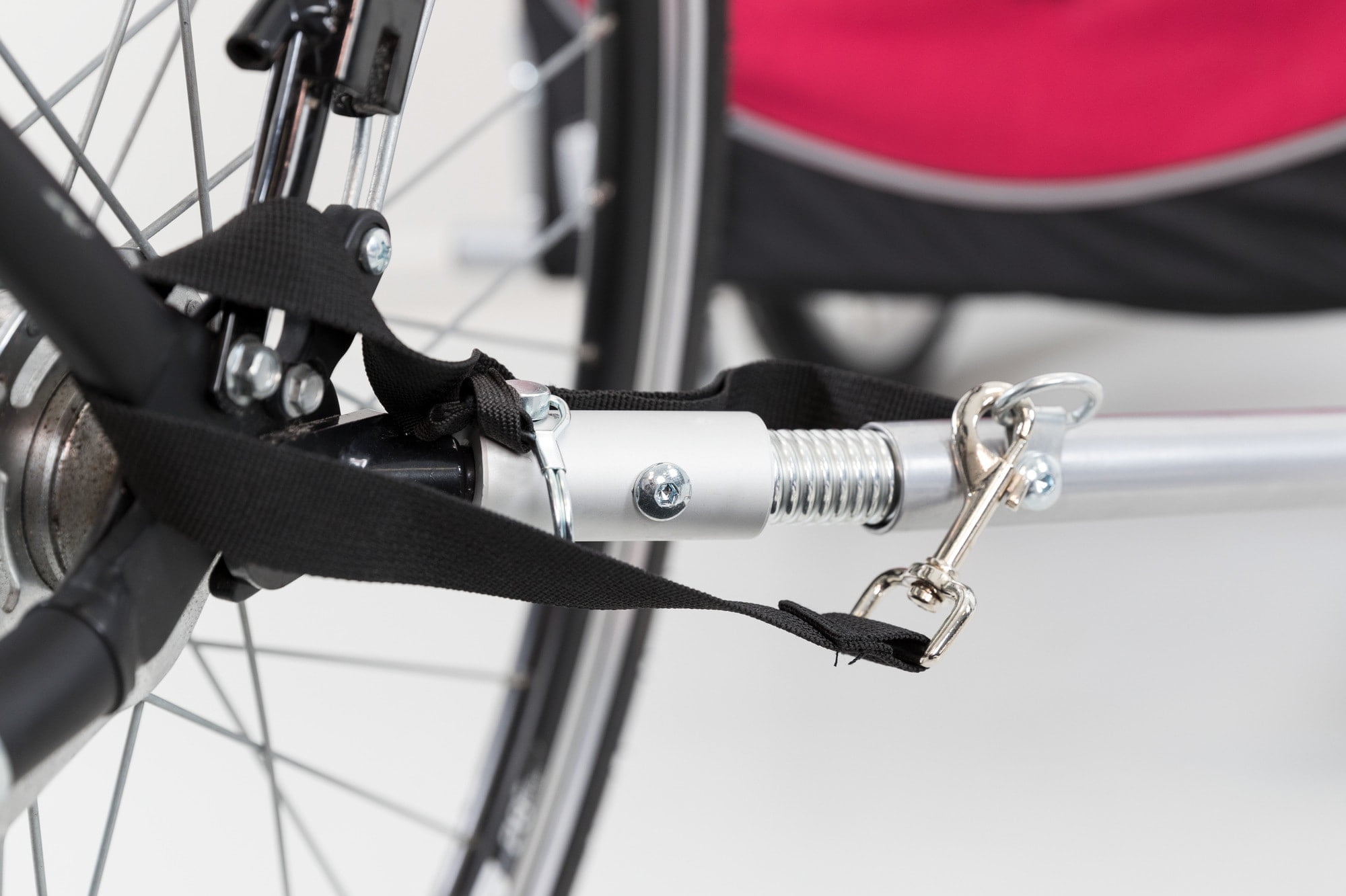 TRIXIE Foldable 2-in-1 Bicycle Trailer for Medium Dogs with Windows, Black & Red - Image 2