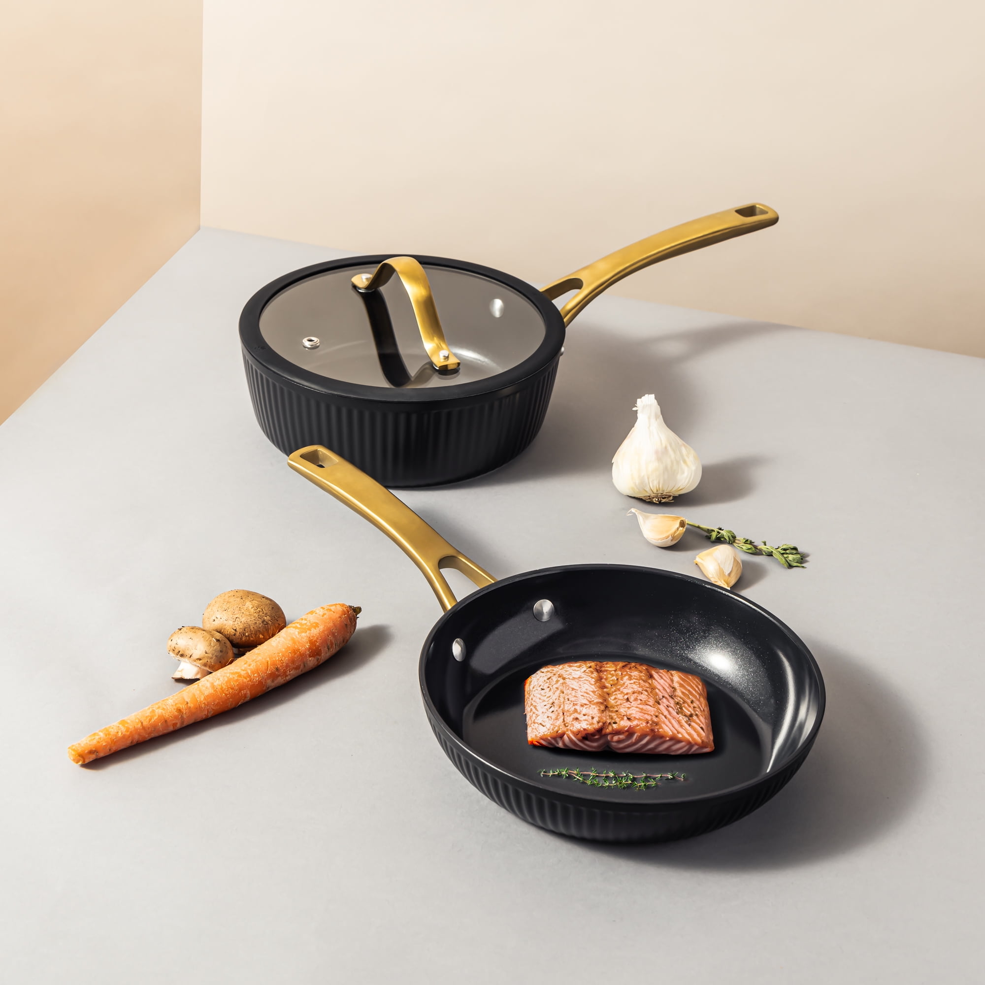 Thyme & Table 12-Piece Nonstick Signature Ribbed Cookware Set, Pots and Pans Set - Black & Gold - Image 12