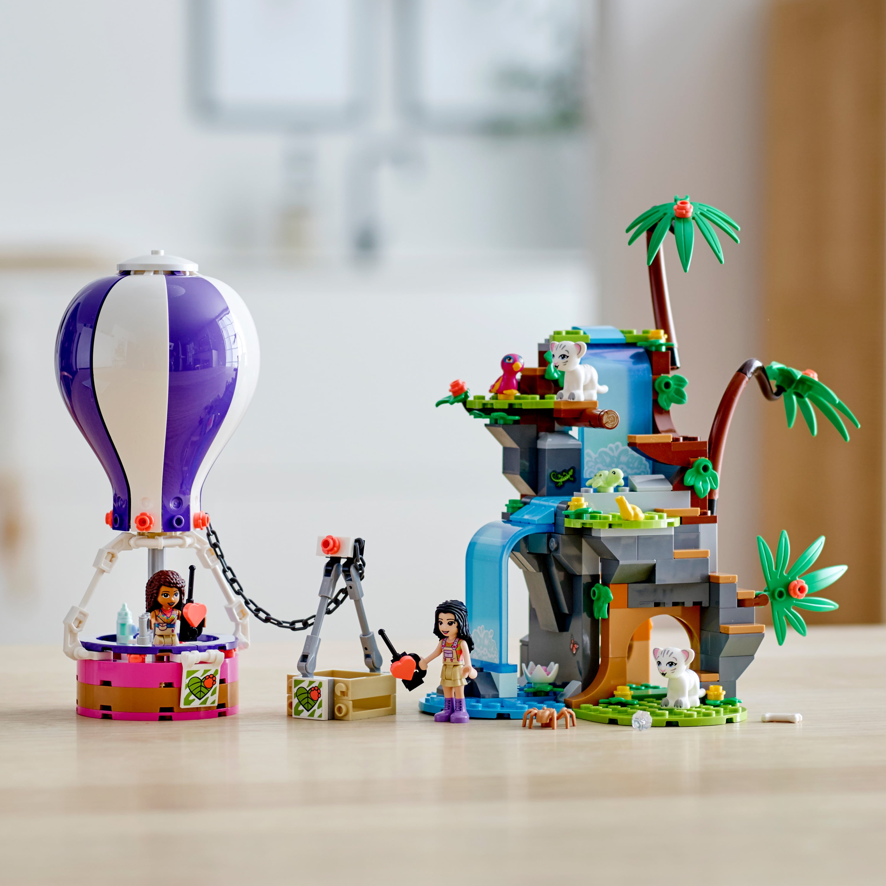 LEGO Friends Tiger Hot Air Balloon Jungle Rescue 41423 Animal Rescue Playset Comes with 2 Toy Tigers (302 Pieces) - Image 3