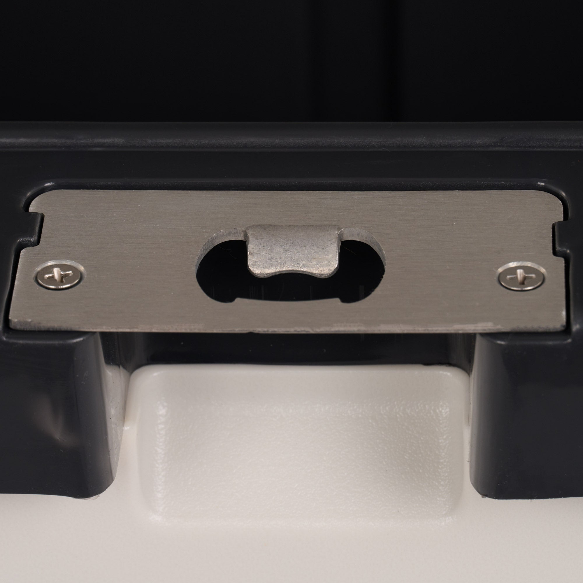 Igloo Trailmate Tan 25 qt Hard Cooler - Image 4