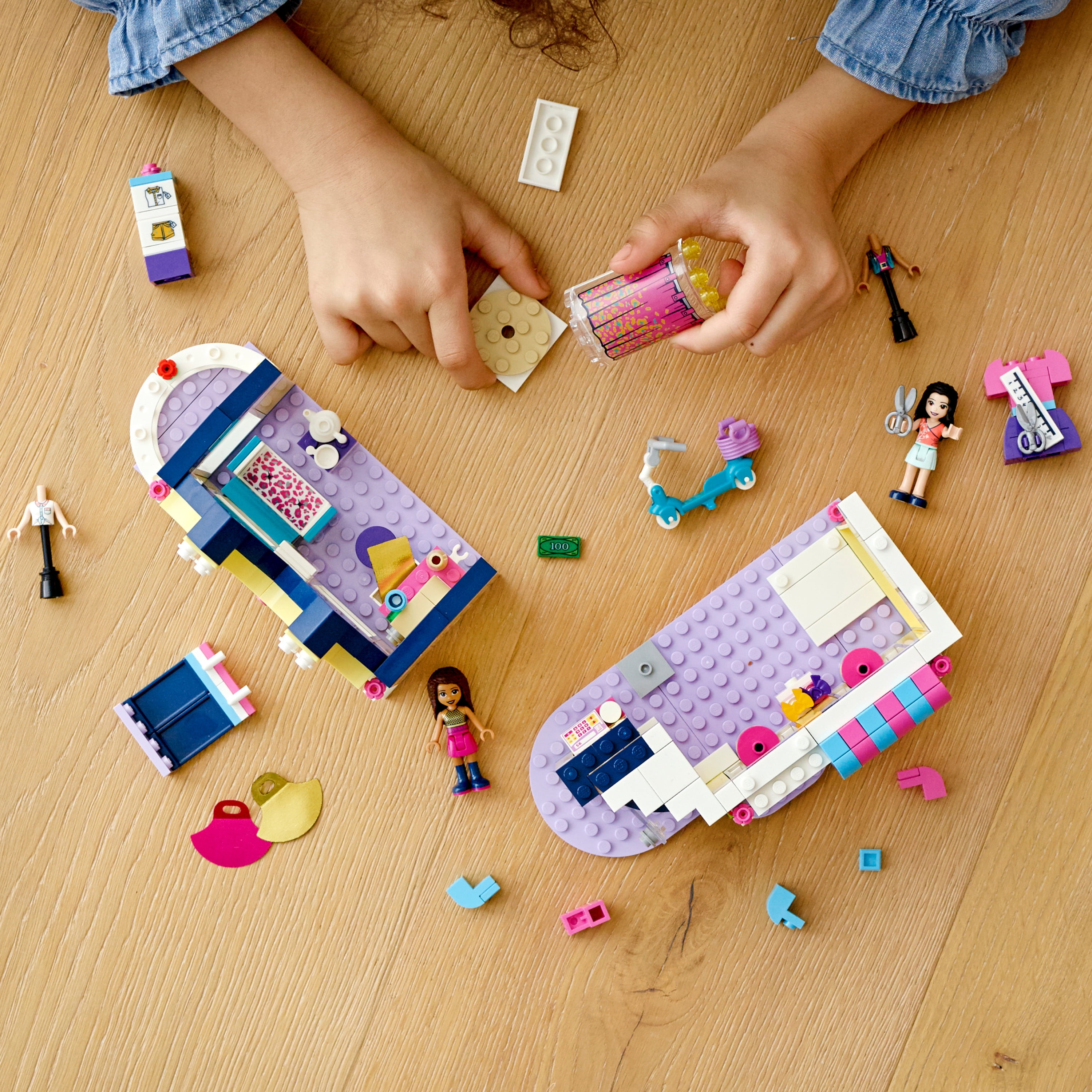 LEGO Friends Emma’s Fashion Shop Building Toy for Kids 41427 Playset Comes with Fashion Designer Mini-Dolls (343 Pieces) - Image 3