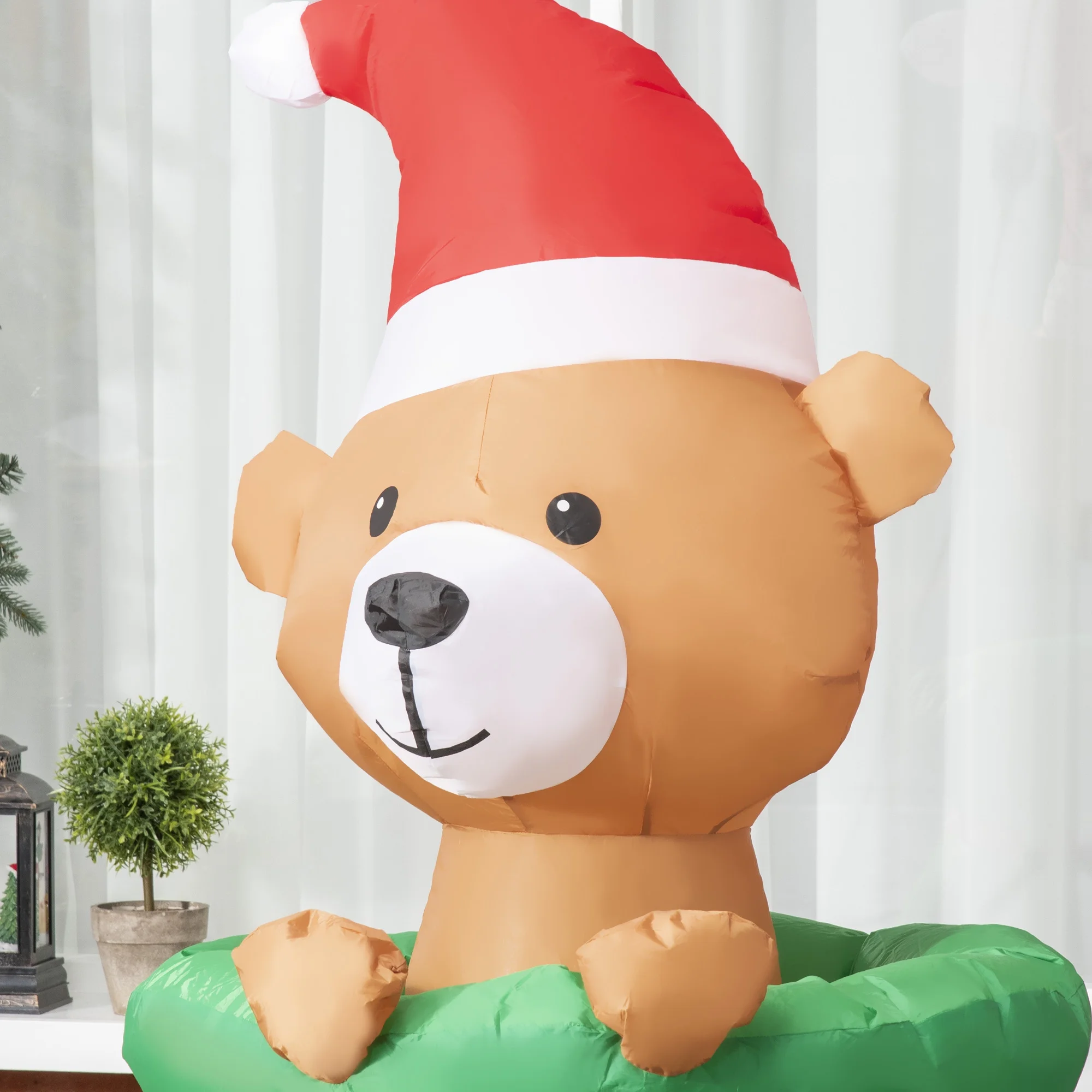 HOMCOM 4.5 ft. Christmas Inflatables Bear In Toy Bag - Image 2