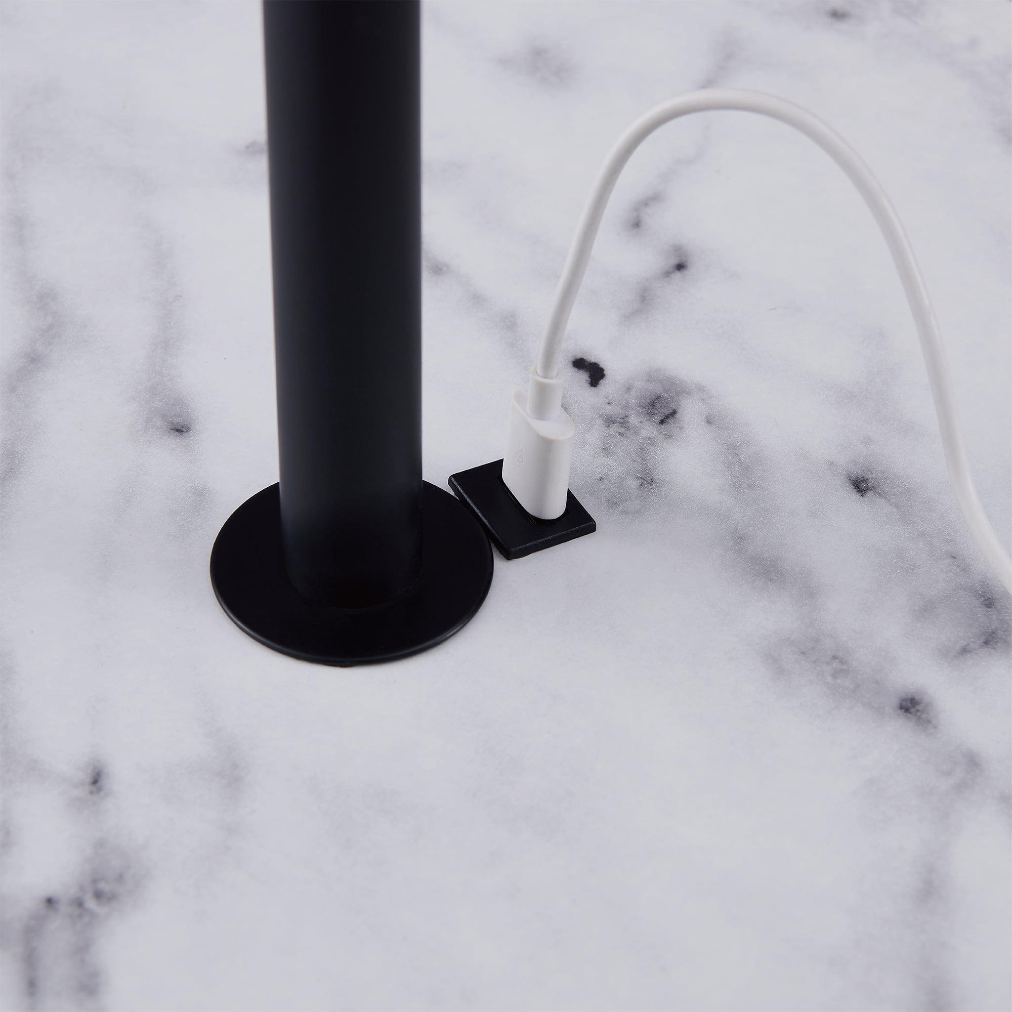 Teamson Home Shenna Floor Lamp with Side Table and Built-In USB, Faux Marble/Black - Image 10