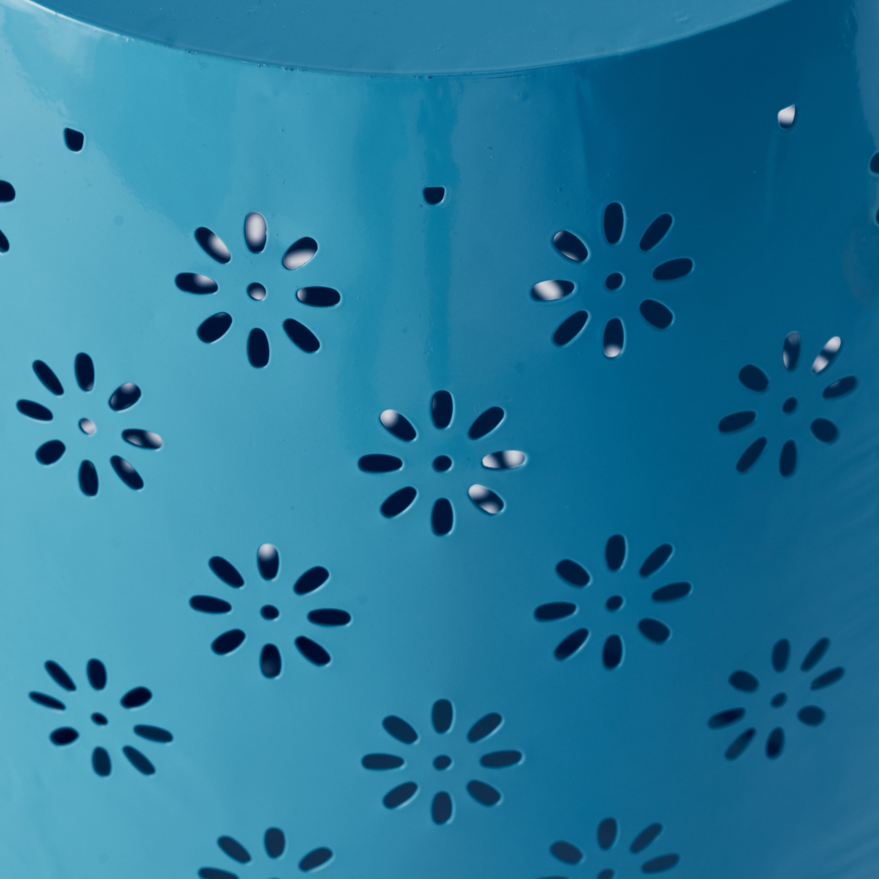 Ariella Outdoor 15" Iron Side Table, Blue - Image 3