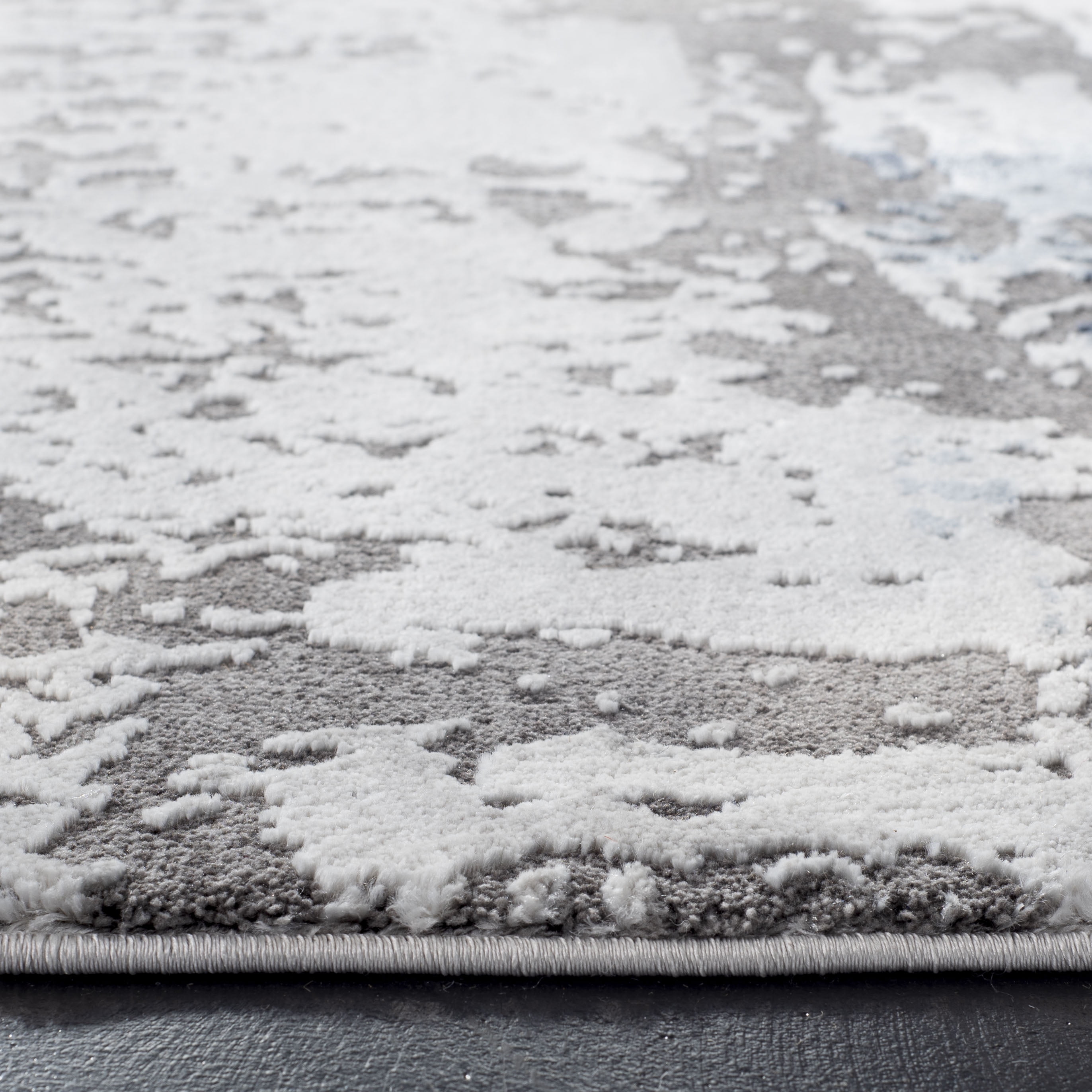 SAFAVIEH Craft Constantine Abstract Area Rug, Grey/Dark Grey, 5'3" x 7'6" - Image 2