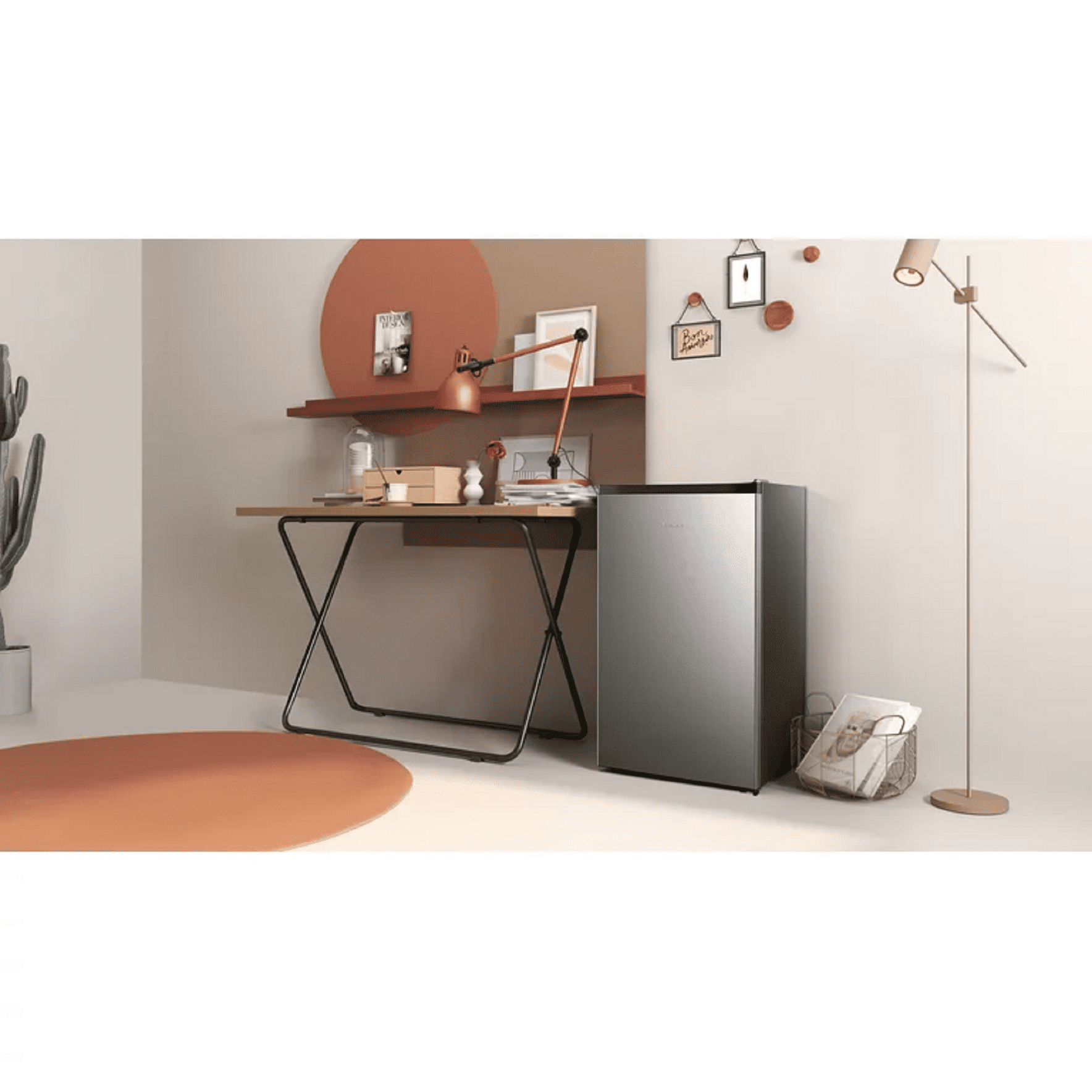 Hisense 4.4 Cu ft Single Door Mini Refrigerator, 1 Year Warranty, Energy Star, WMS044M6XVE New - Image 2