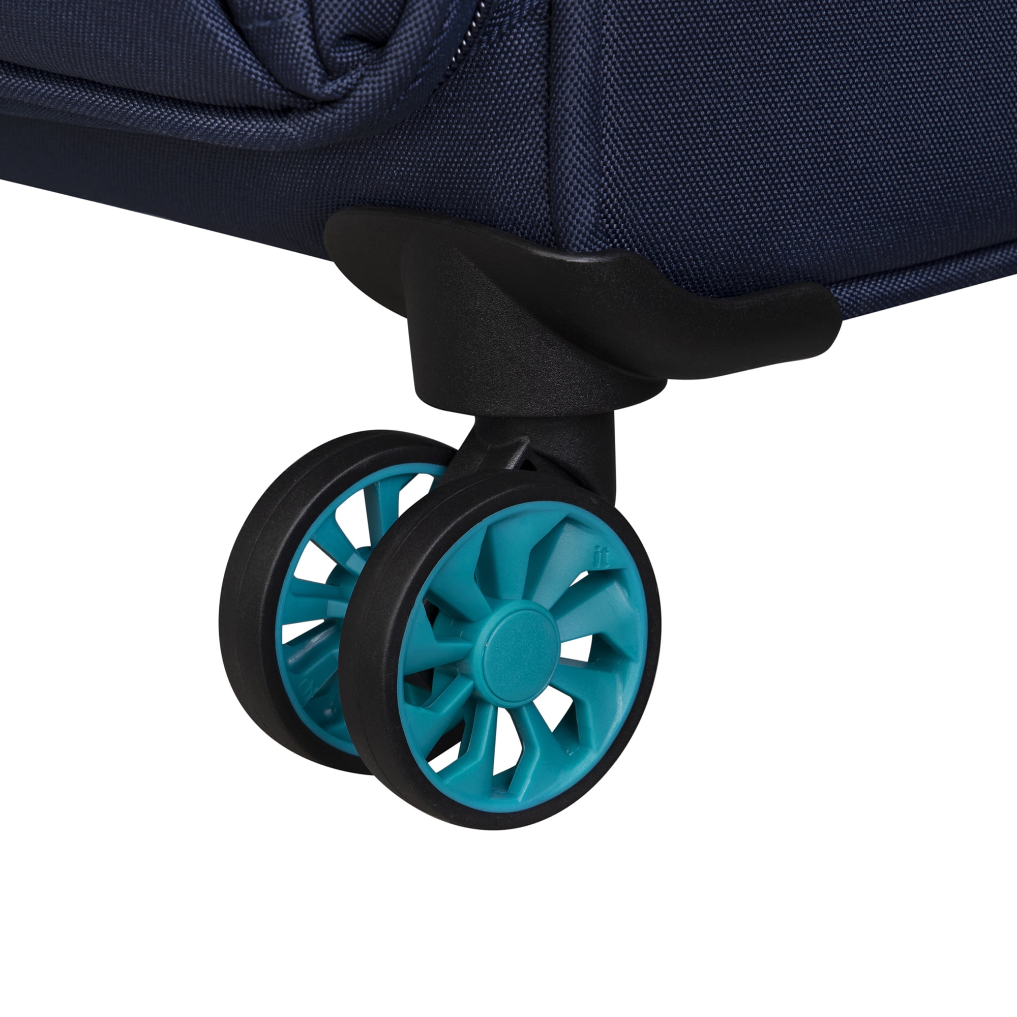it luggage Duo-Tone 22" Softside Carry-on 8 Wheel Spinner Luggage - Image 4