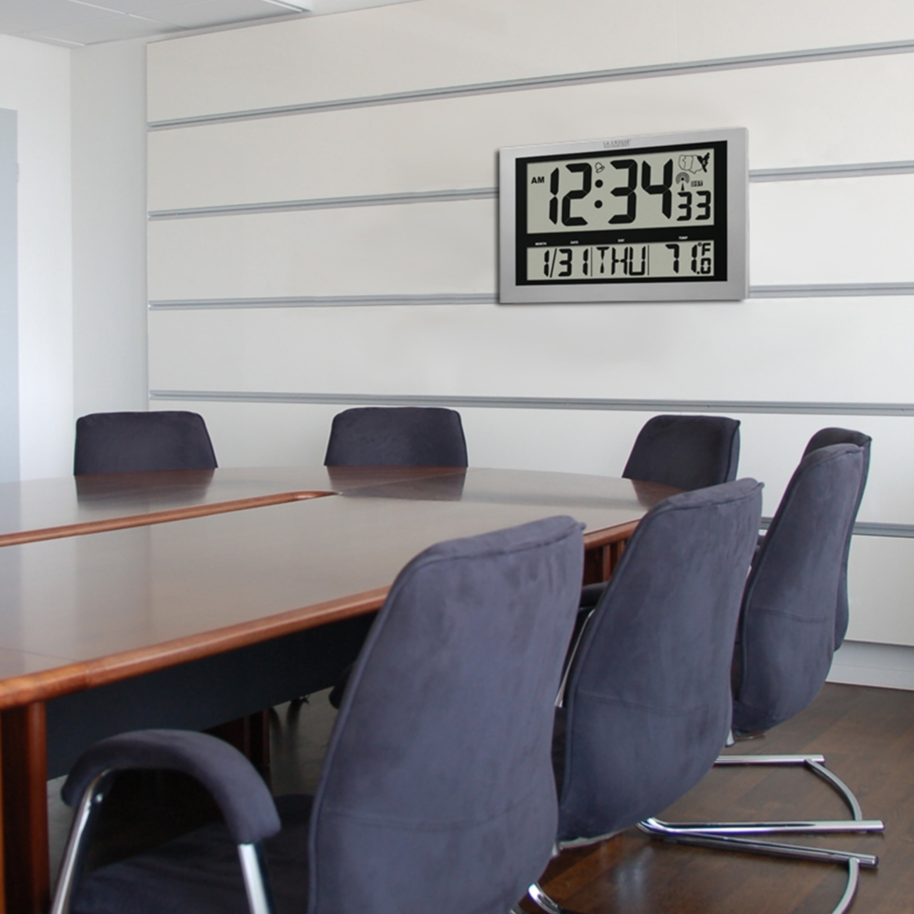 La Crosse Technology 513-1211 Jumbo Atomic Digital Wall Clock with Indoor Temperature - Image 6