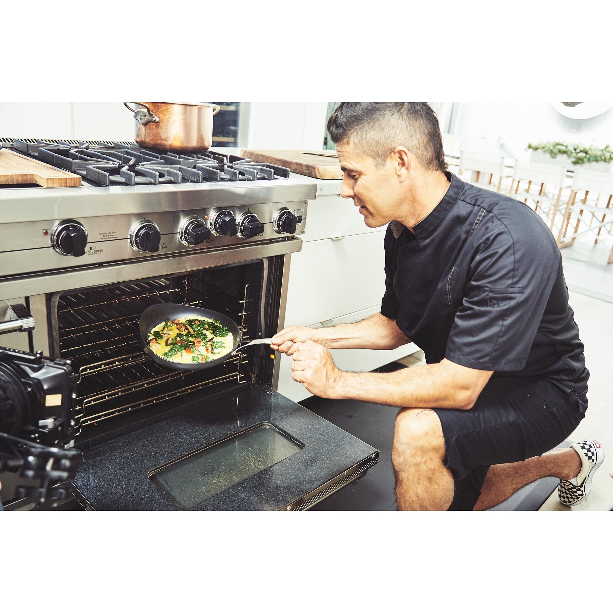 RadUSA Radical Pan 10” Nonstick Frying Pan, Black - Image 6